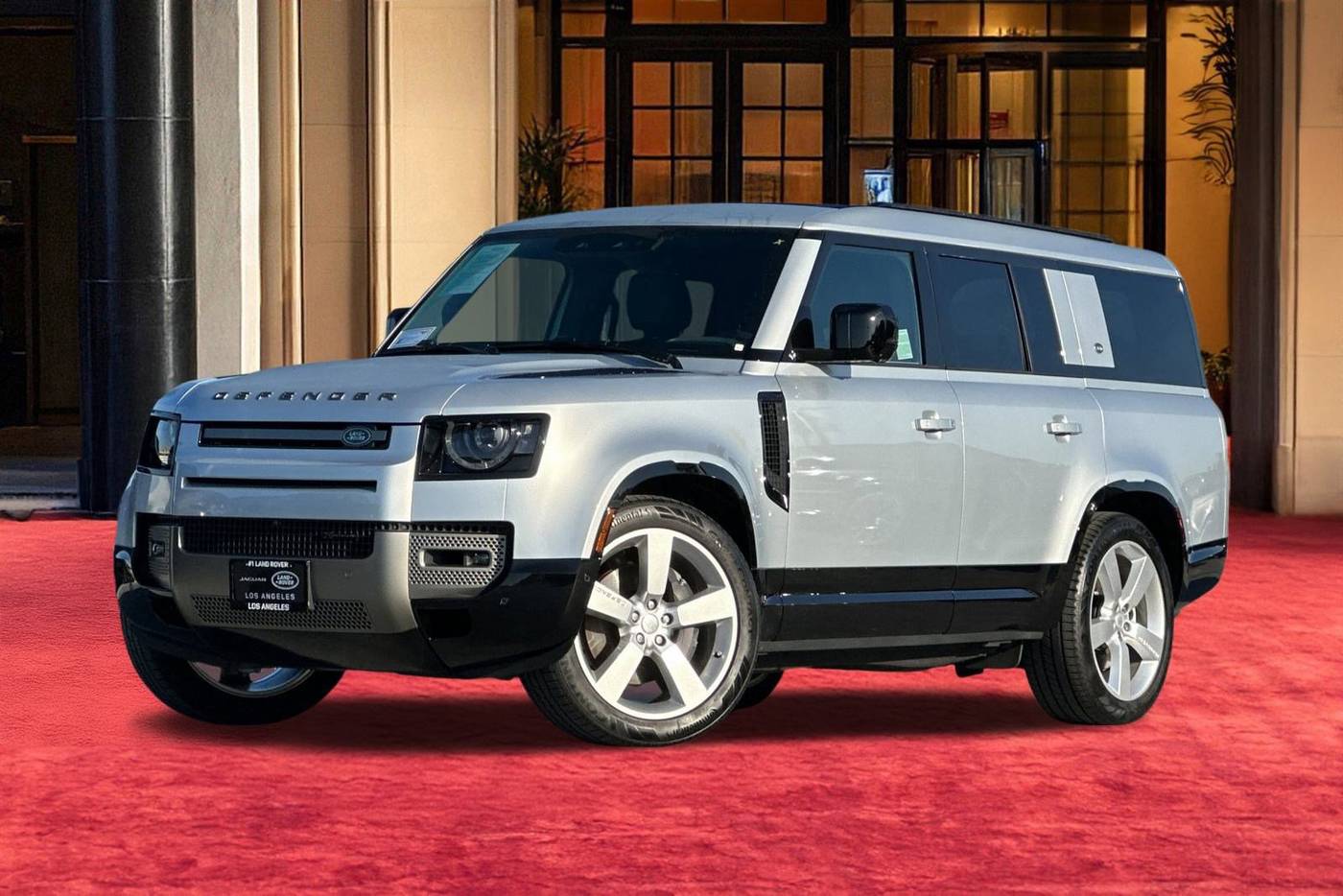 2023 Land Rover Defender X-Dynamic SE — SUV — 6,092 mi — Los Angeles, CA