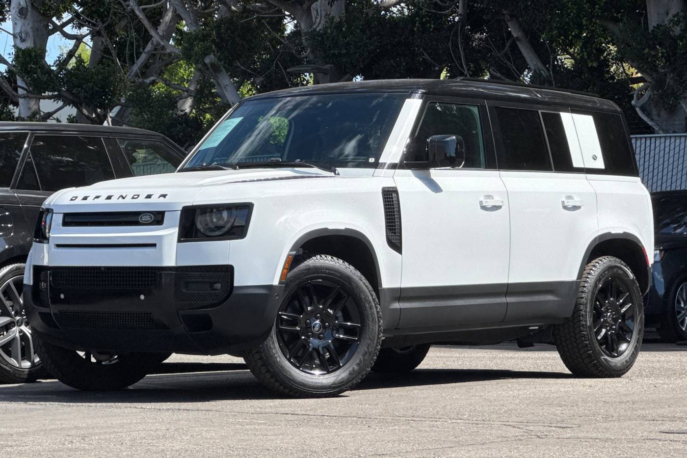 2024 Land Rover Defender S — SUV — 22,799 mi — Los Angeles, CA