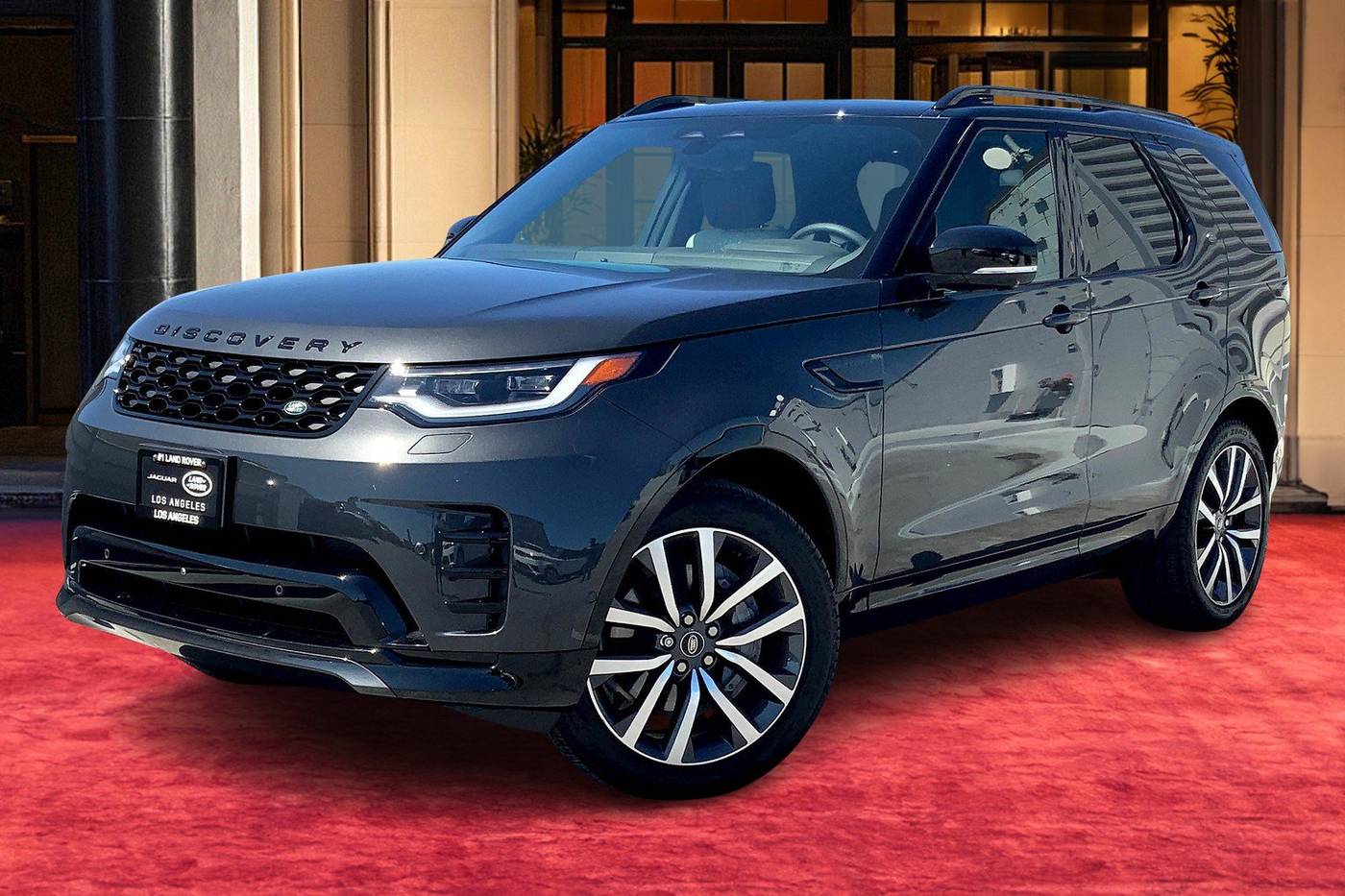 2024 Land Rover Discovery Dynamic SE — SUV — 6,671 mi — Los Angeles, CA