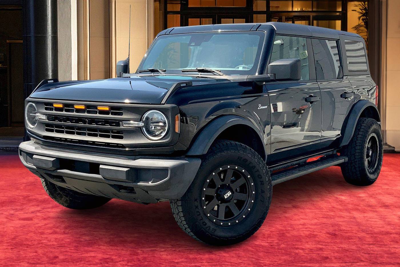 2022 Ford Bronco Base — SUV — 34,906 mi — Los Angeles, CA