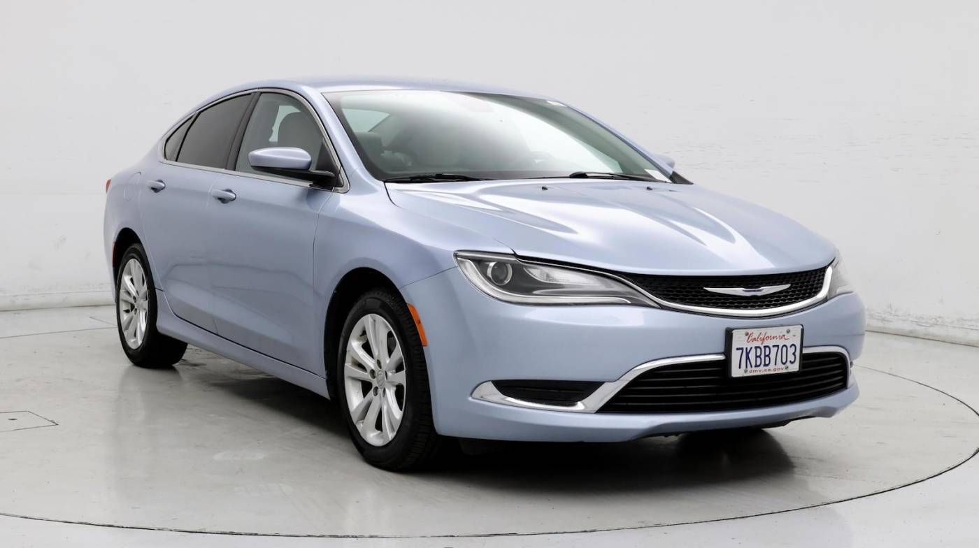 2015 Chrysler 200 Limited — Sedan — 89,930 mi — Fresno, CA