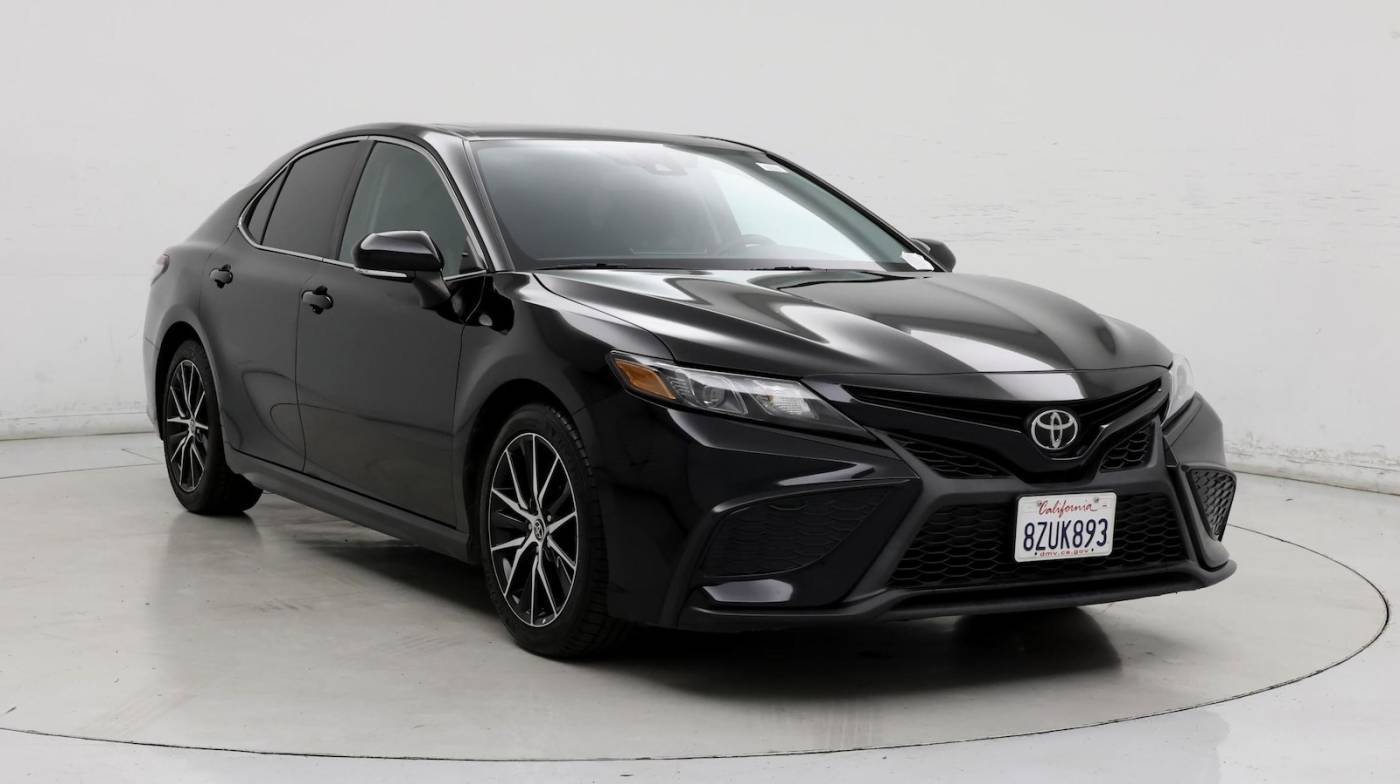 2021 Toyota Camry SE — Sedan — 47,250 mi — Fresno, CA