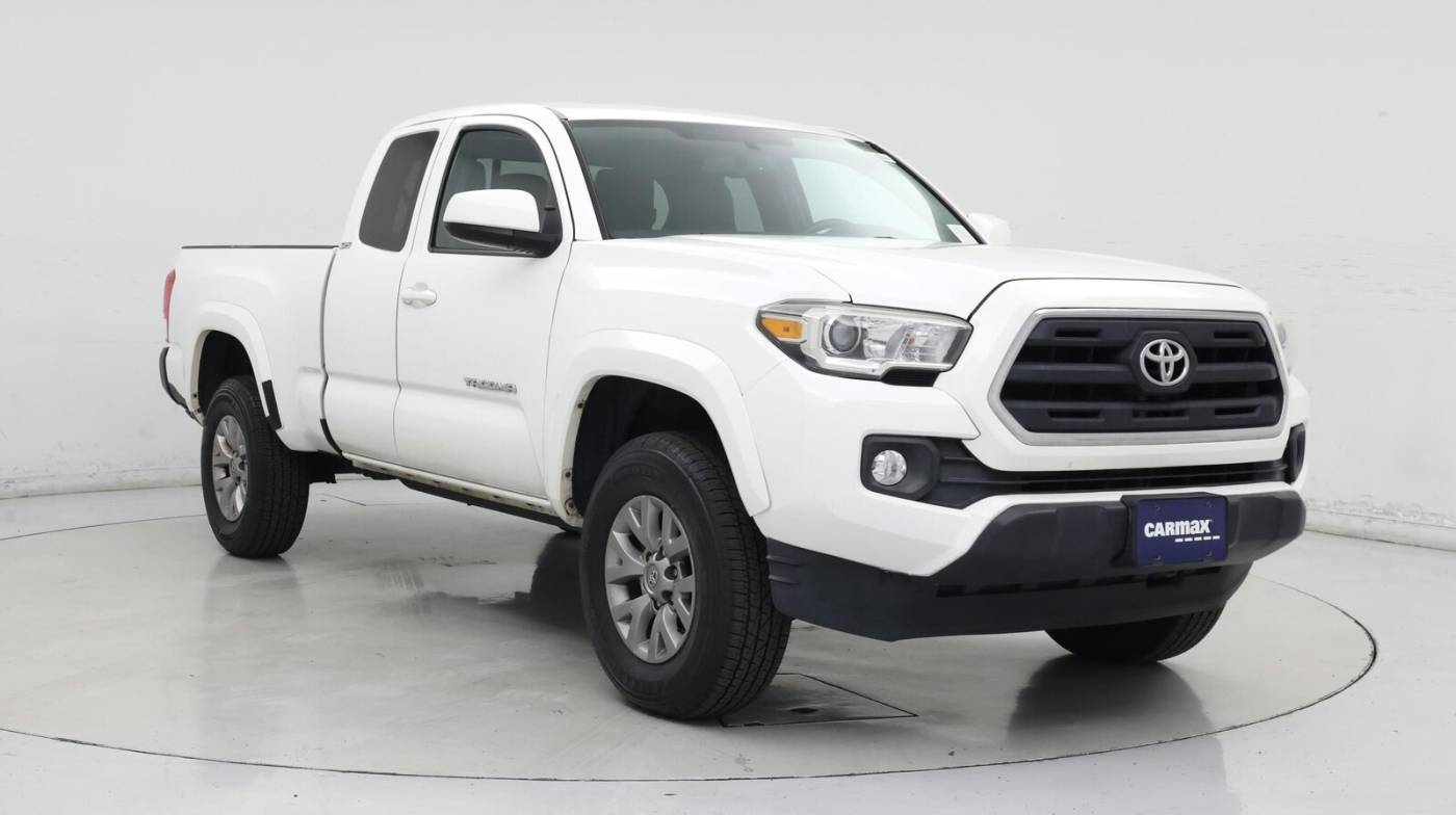 2017 Toyota Tacoma SR5 — Pickup Truck — 38,948 mi — Fresno, CA