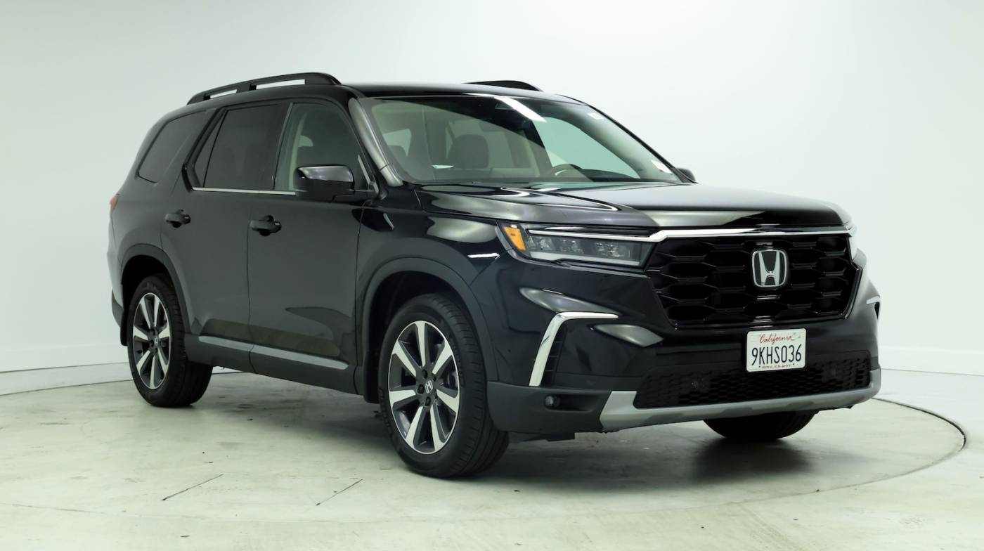 2024 Honda Pilot Touring — SUV — 4,335 mi — Fresno, CA