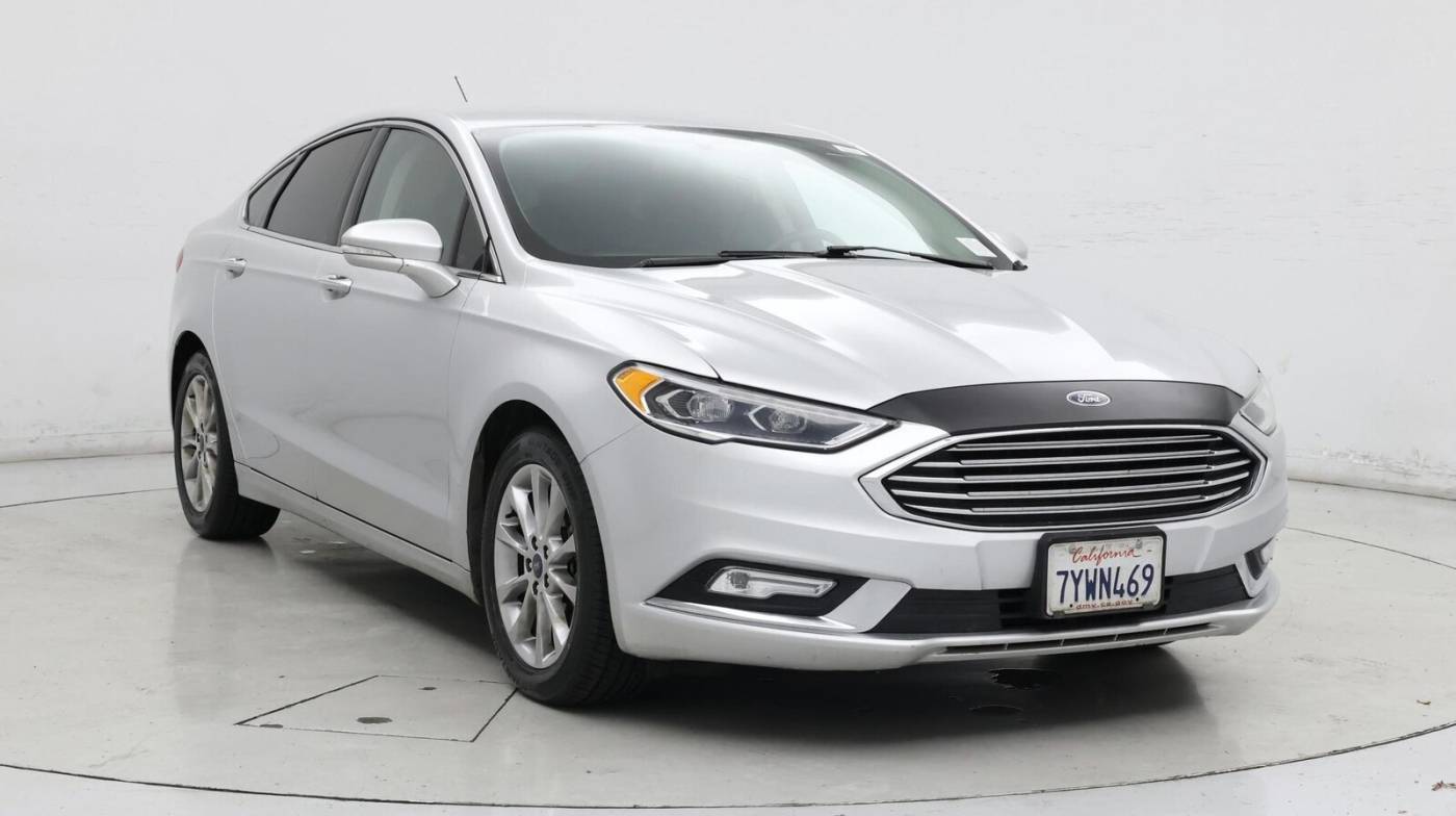 2017 Ford Fusion SE — Sedan — 88,060 mi — Fresno, CA