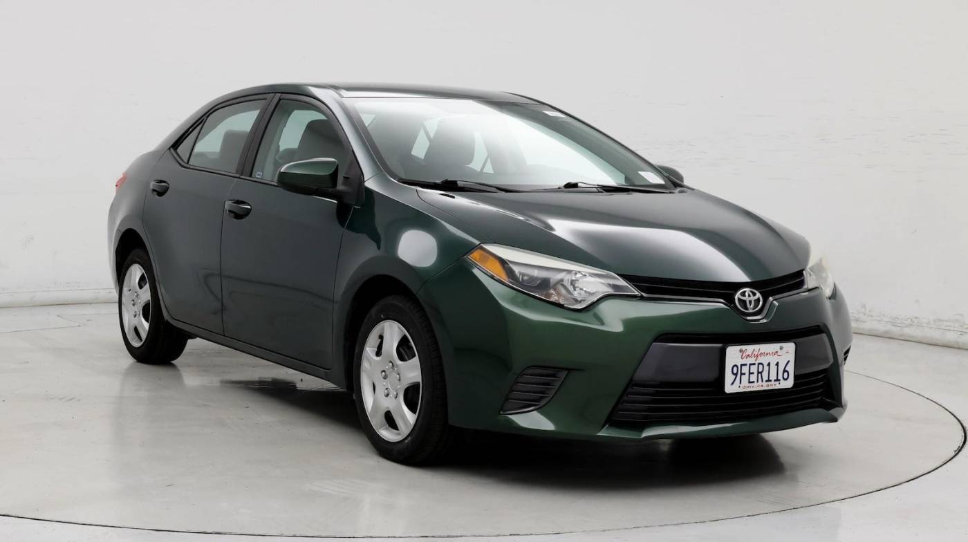 2015 Toyota Corolla LE — Sedan — 113,979 mi — Fresno, CA
