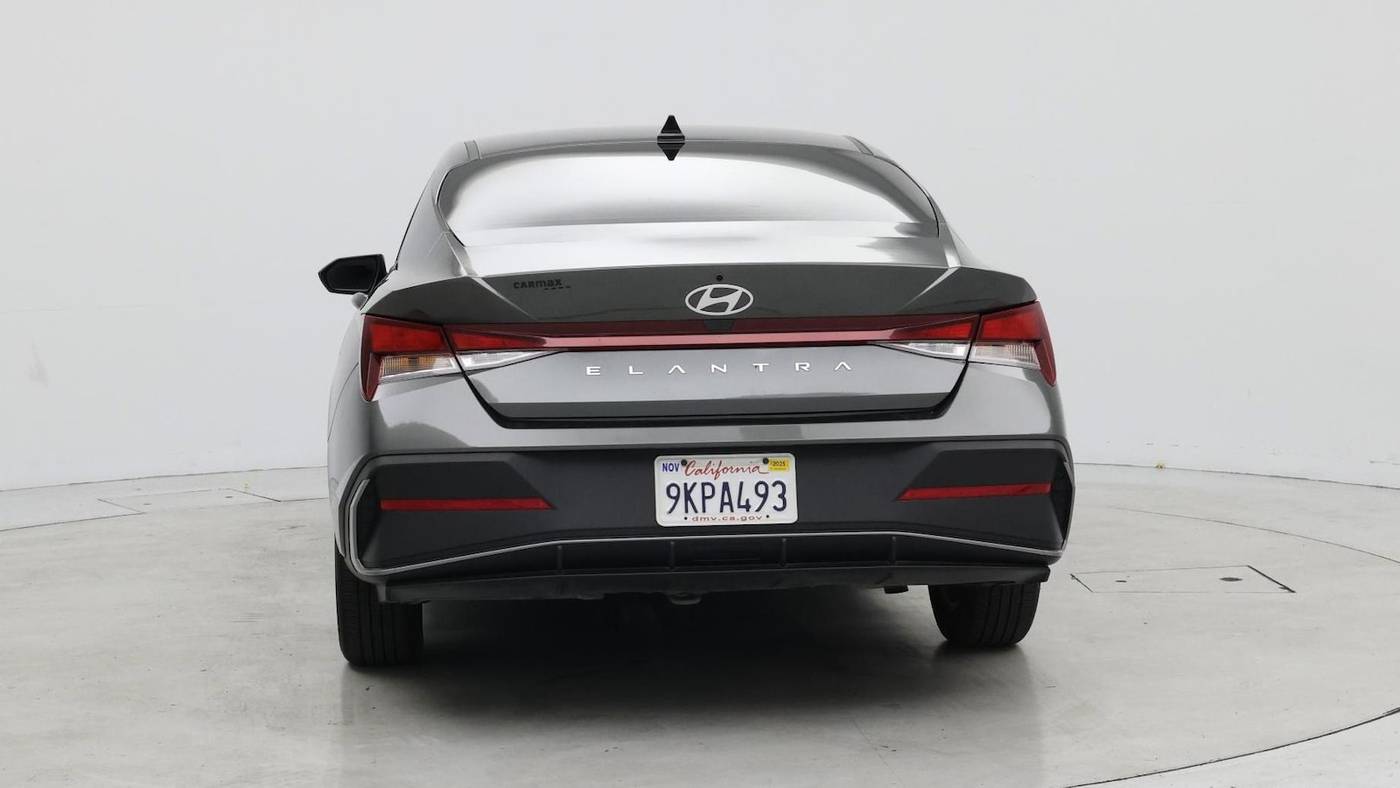 2024 Hyundai Elantra