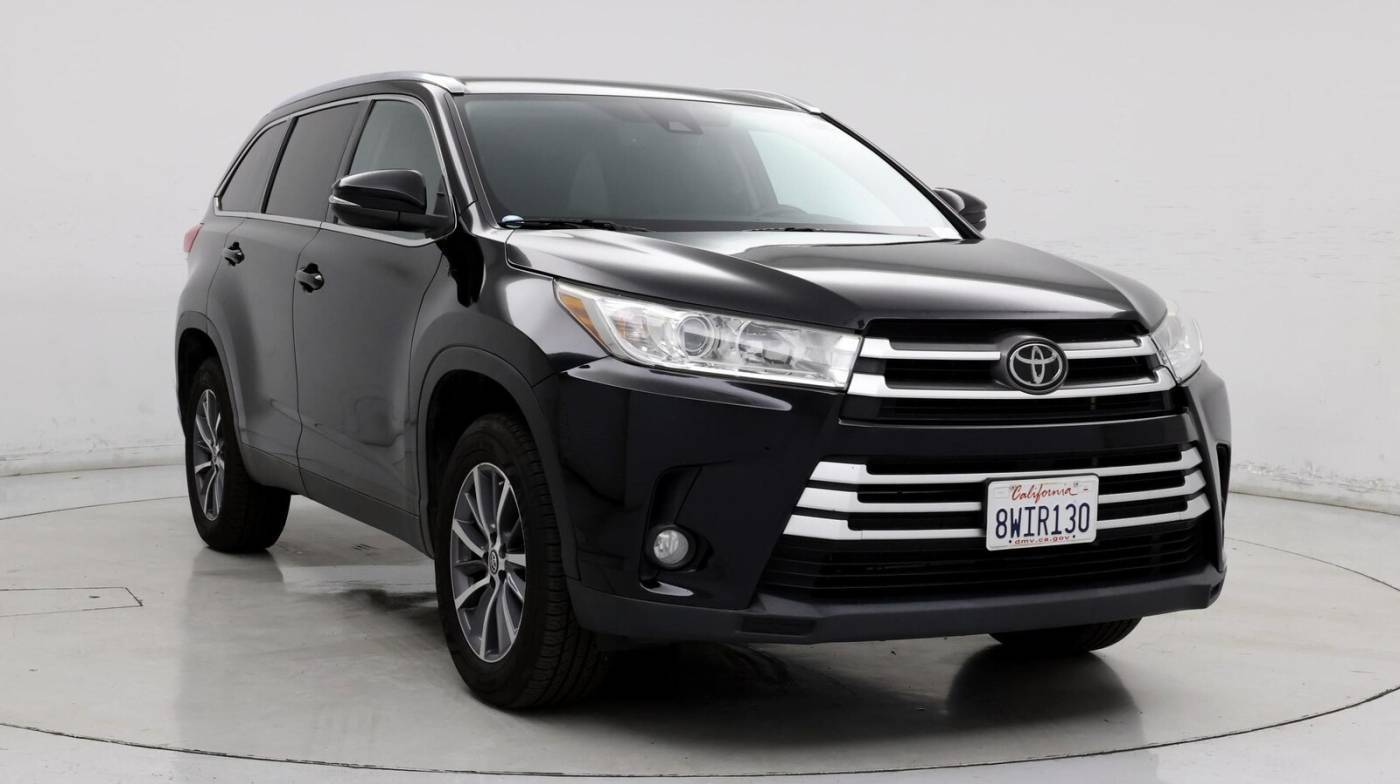 2019 Toyota Highlander XLE — SUV — 93,403 mi — Fresno, CA