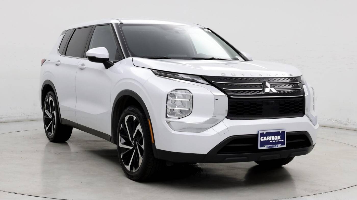 2022 Mitsubishi Outlander ES — SUV — 51,392 mi — Fresno, CA