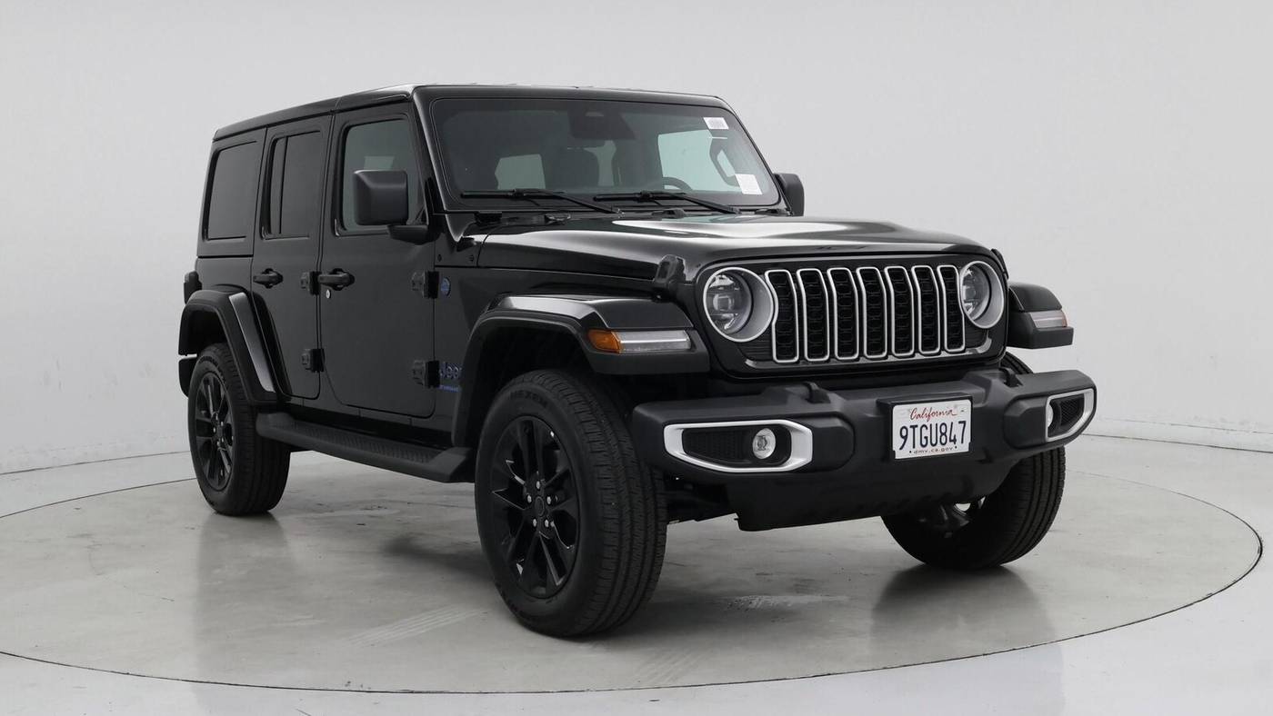2025 Jeep Wrangler Sahara