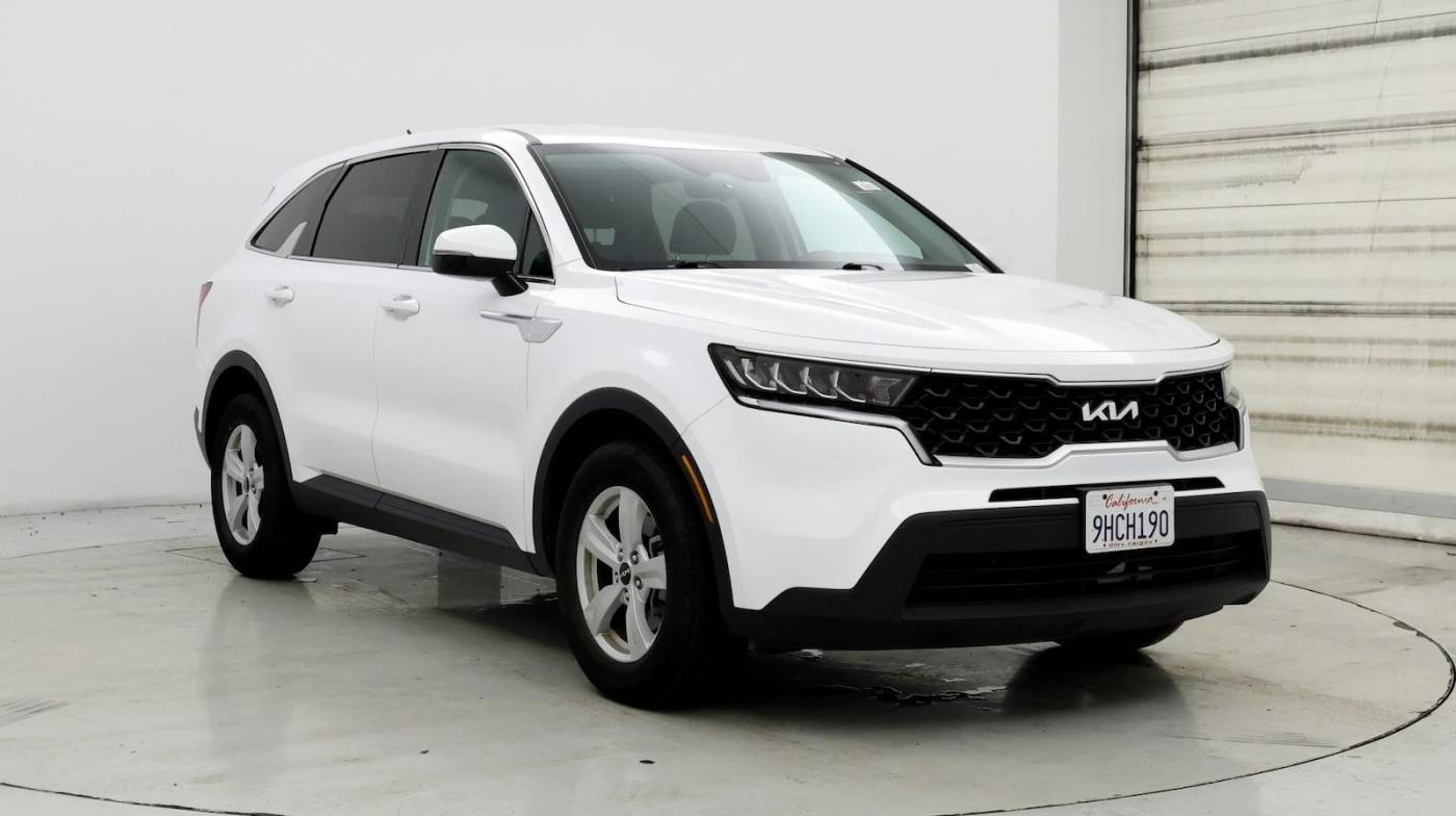 2023 Kia Sorento LX — SUV — 29,140 mi — Fresno, CA