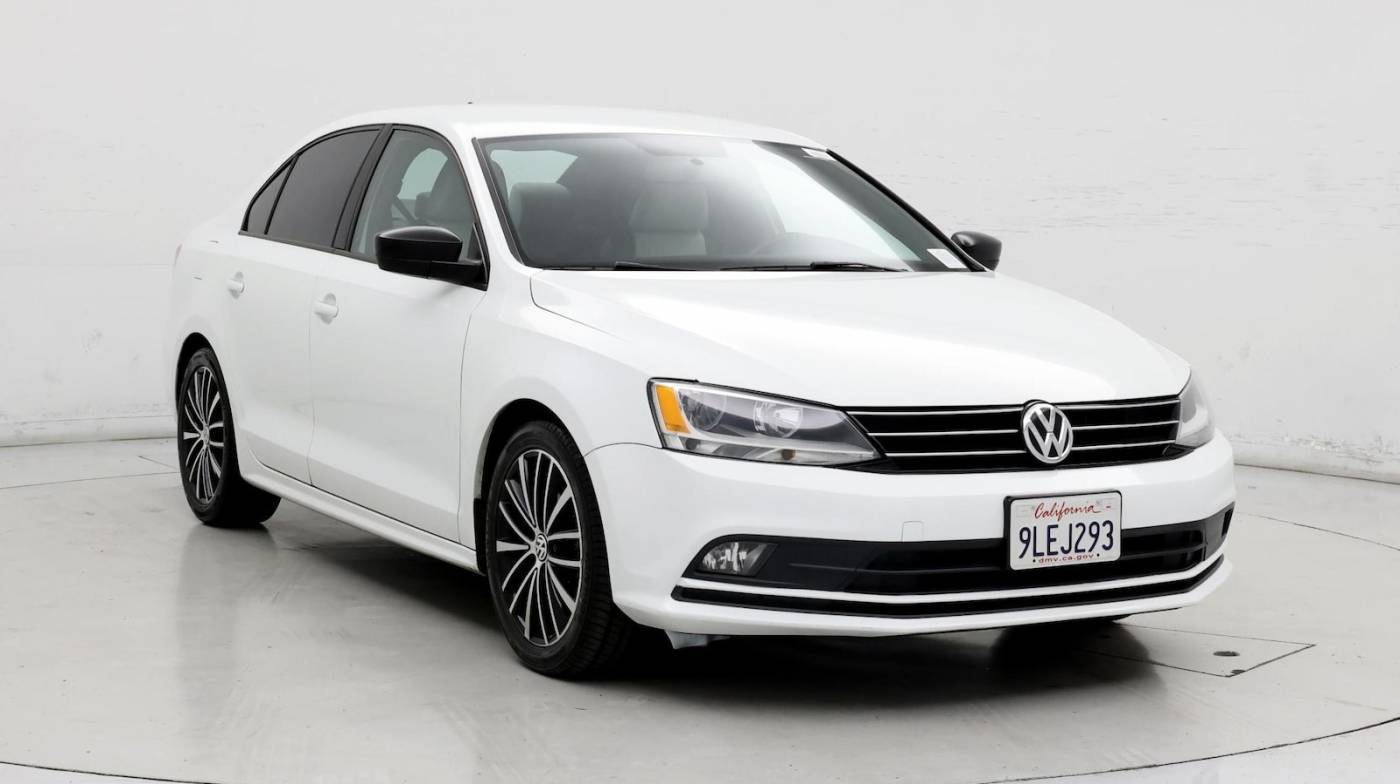 2016 Volkswagen Jetta 1.8T Sport — Sedan — 109,102 mi — Fresno, CA