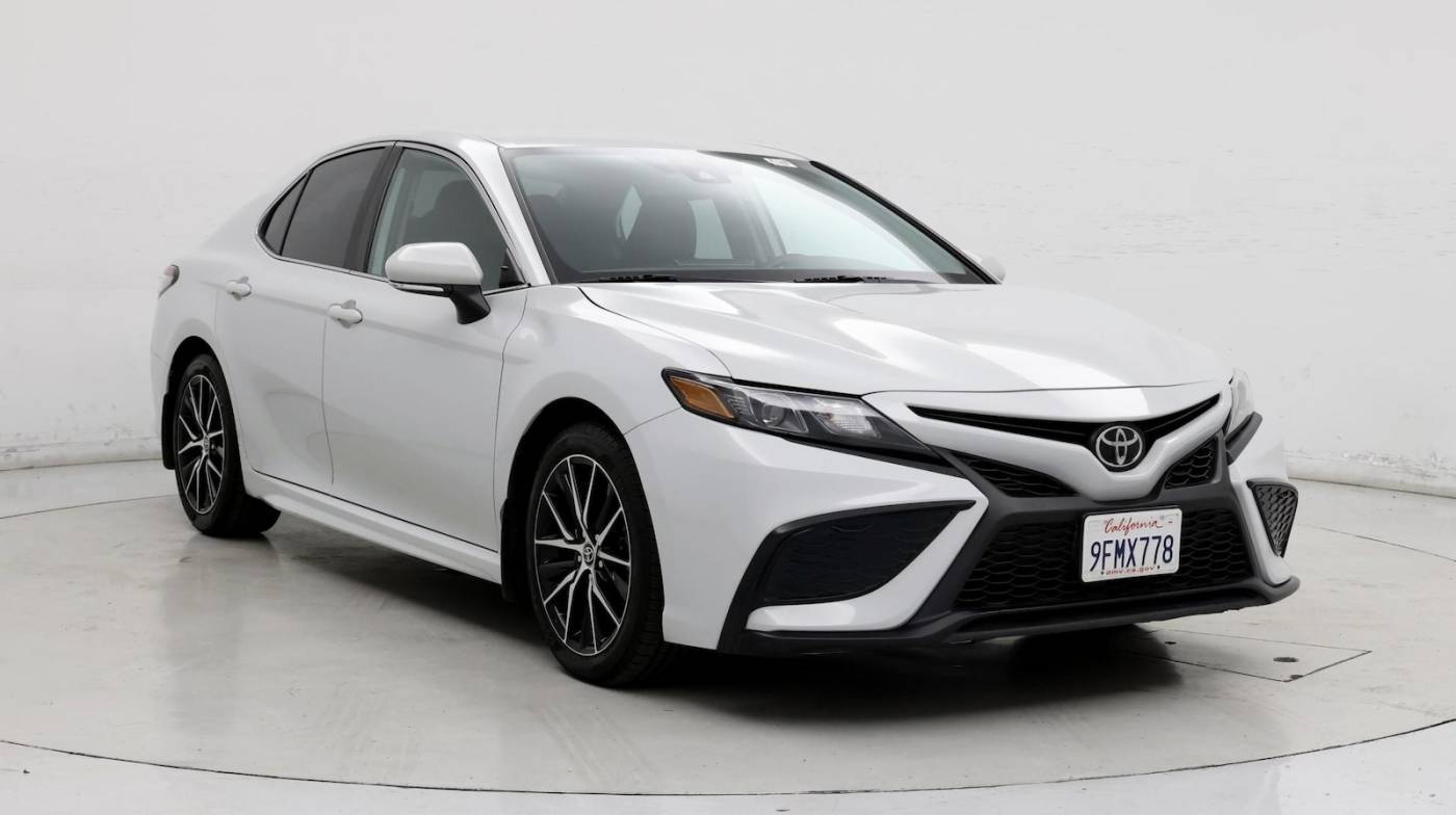 2023 Toyota Camry SE — Sedan — 47,530 mi — Fresno, CA
