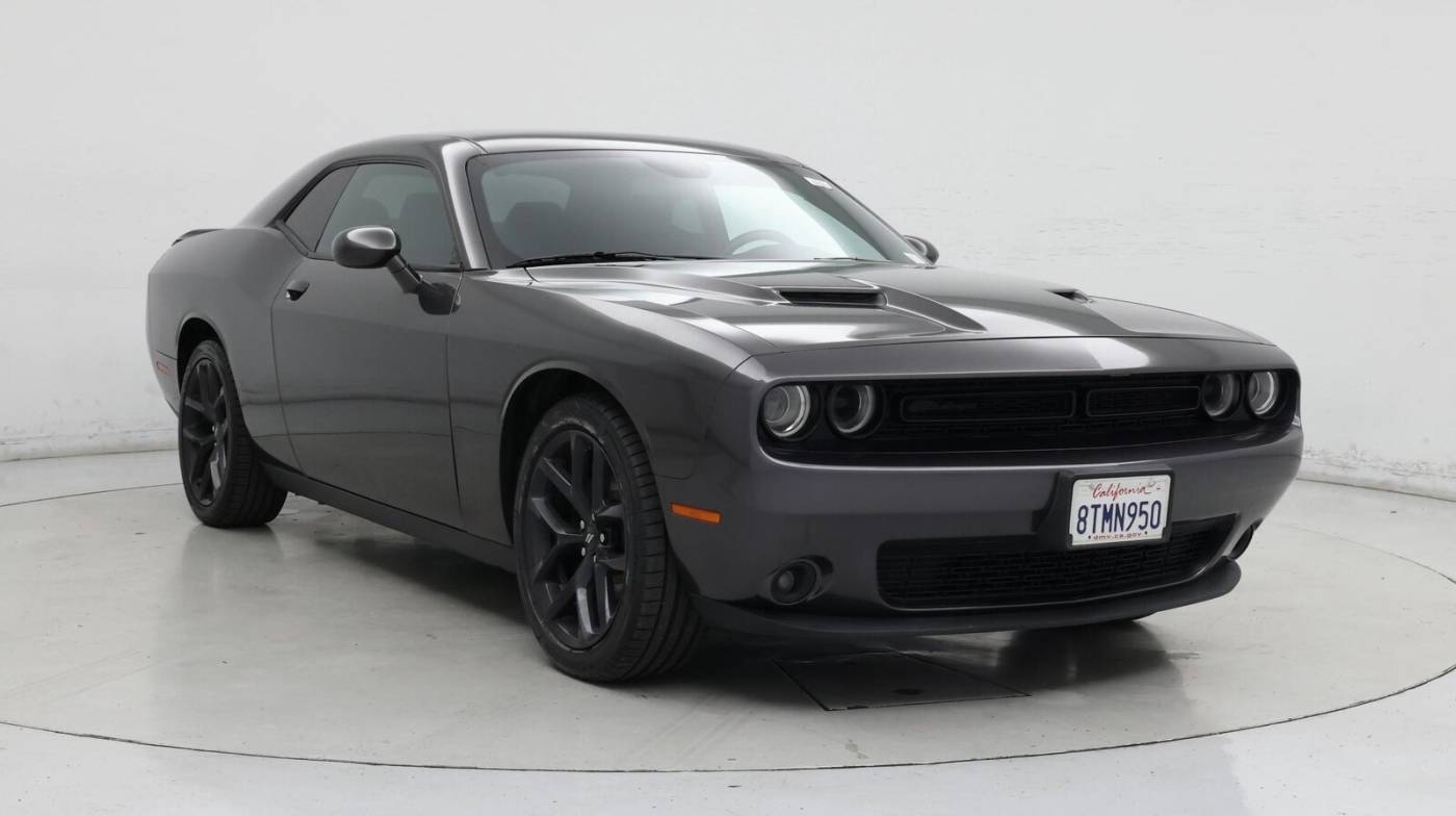 2020 Dodge Challenger SXT — Coupe — 75,735 mi — Fresno, CA