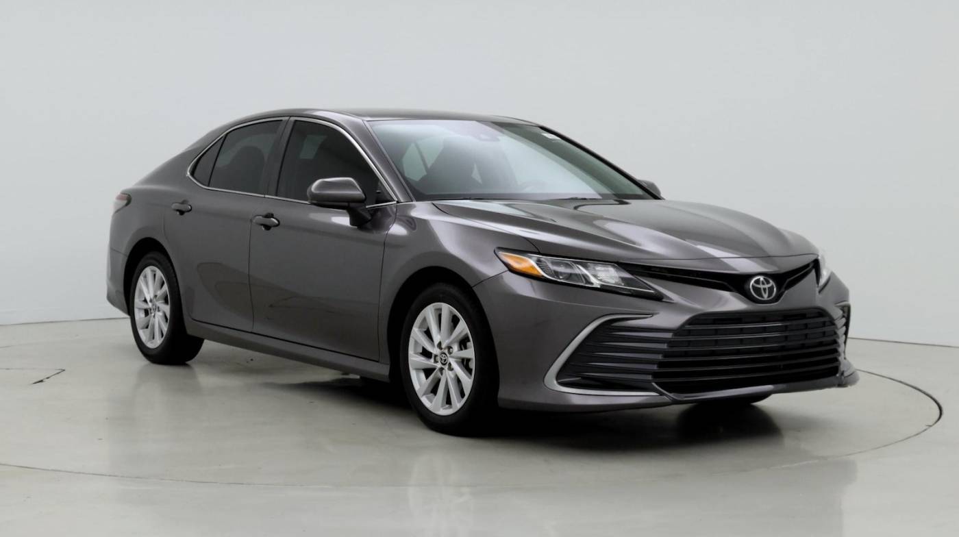 2022 Toyota Camry LE — Sedan — 15,585 mi — Davie, FL