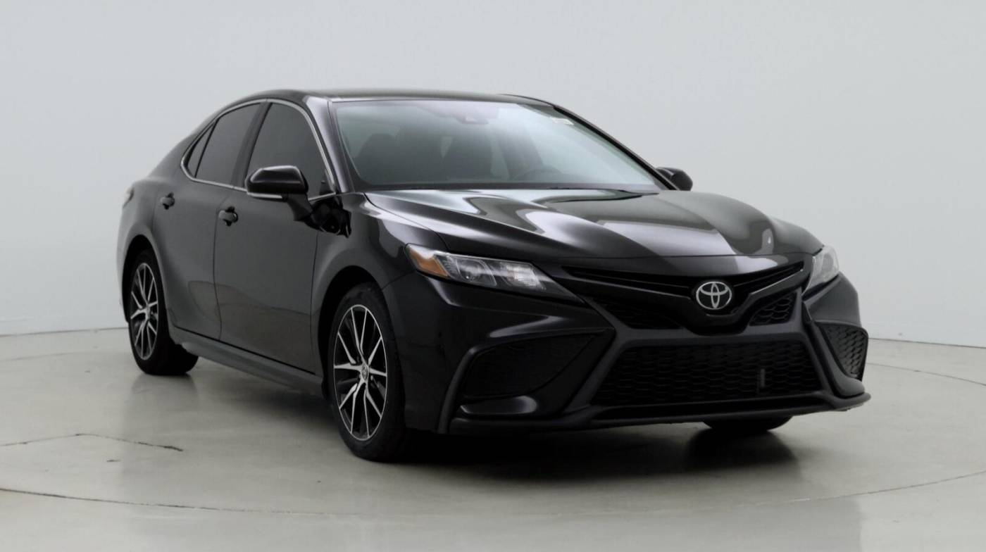 2023 Toyota Camry SE — Sedan — 10,948 mi — Davie, FL