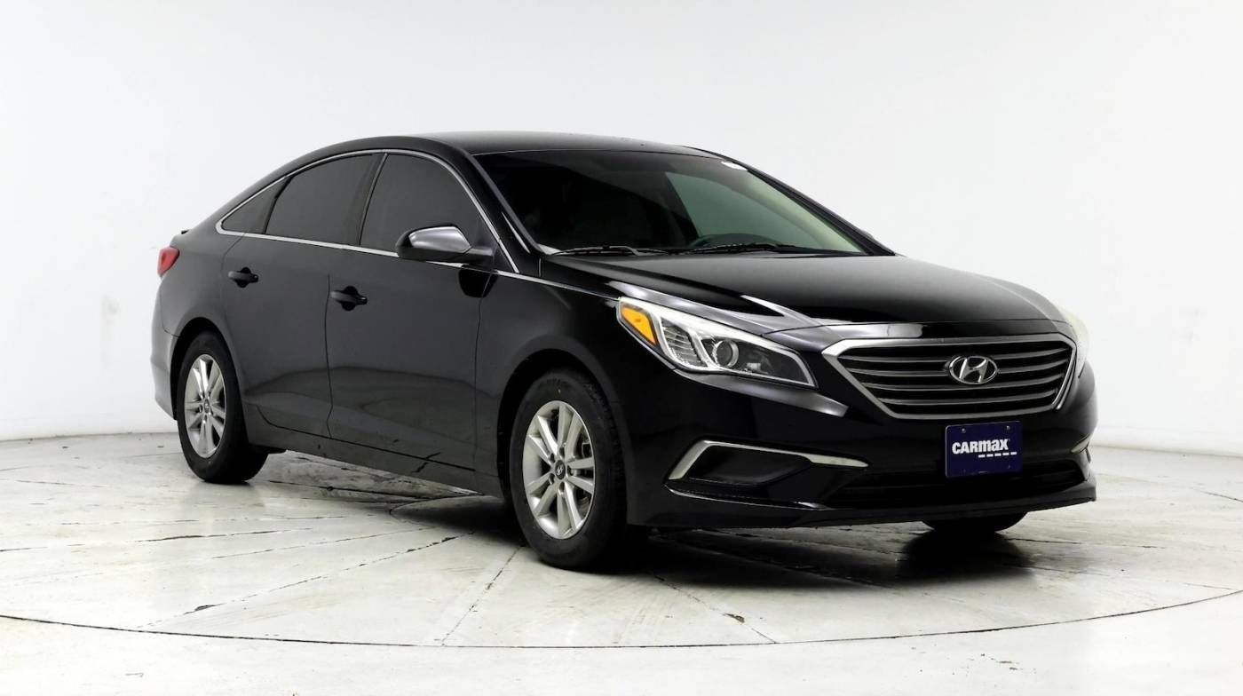 2017 Hyundai Sonata SE — Sedan — 126,594 mi — Fort Worth, TX