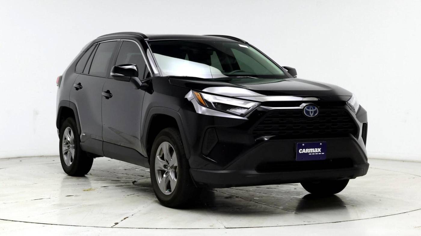 2024 Toyota RAV4 Hybrid XLE — SUV — 9,872 mi — Fort Worth, TX