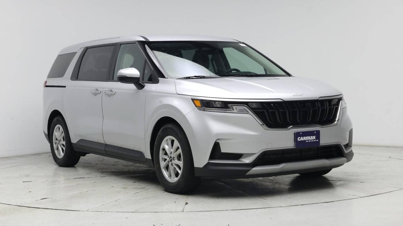 2023 Kia Carnival LXS — Minivan — 22,744 mi — Fort Worth, TX