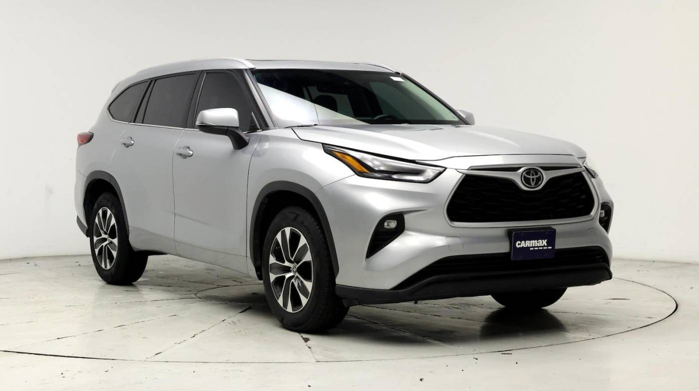 2022 Toyota Highlander XLE — SUV — 37,842 mi — Fort Worth, TX