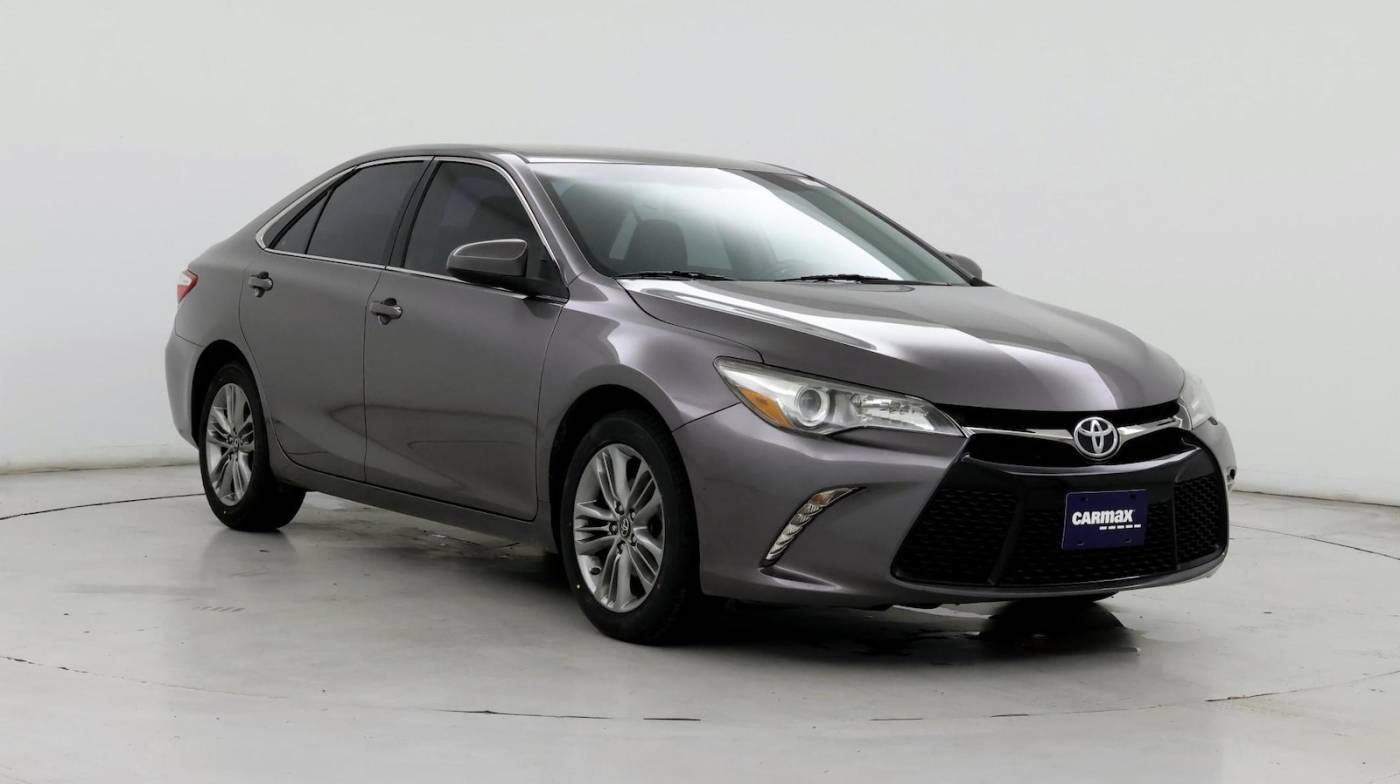 2017 Toyota Camry SE — Sedan — 65,088 mi — Garland, TX