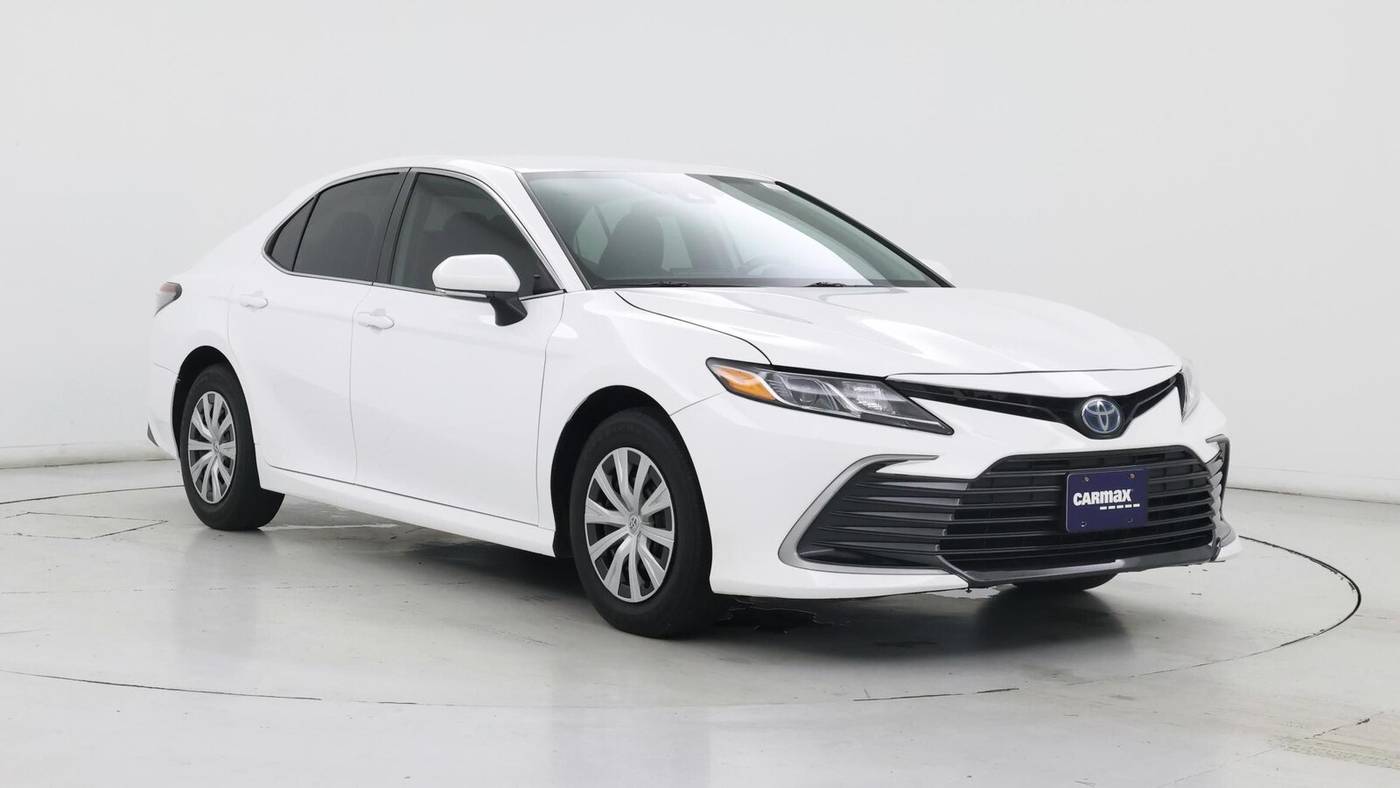 2022 Toyota Camry Hybrid LE — Sedan — 38,483 mi — Garland, TX