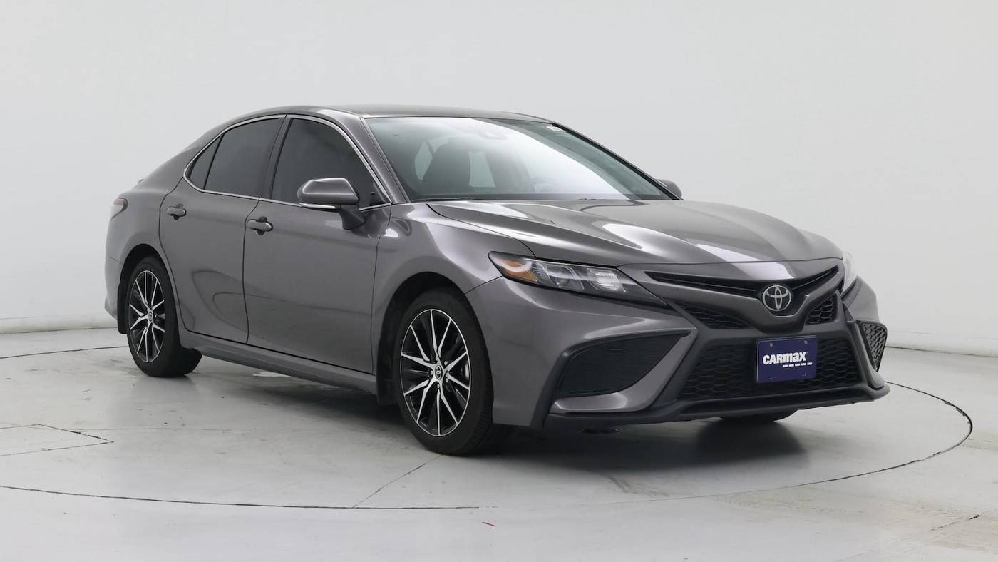 2024 Toyota Camry SE — Sedan — 11,186 mi — Garland, TX