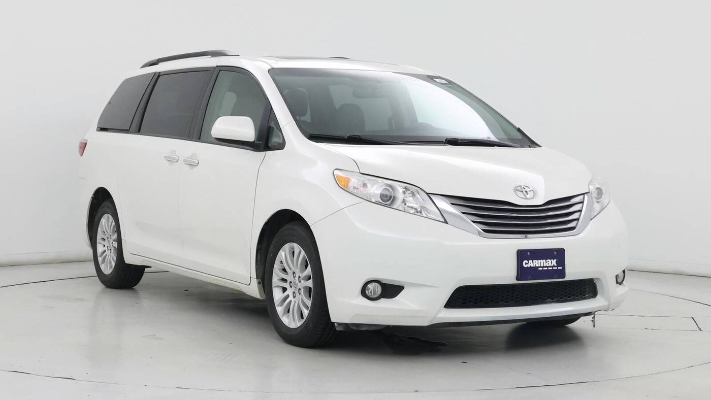 2017 Toyota Sienna XLE — Minivan — 92,892 mi — Garland, TX