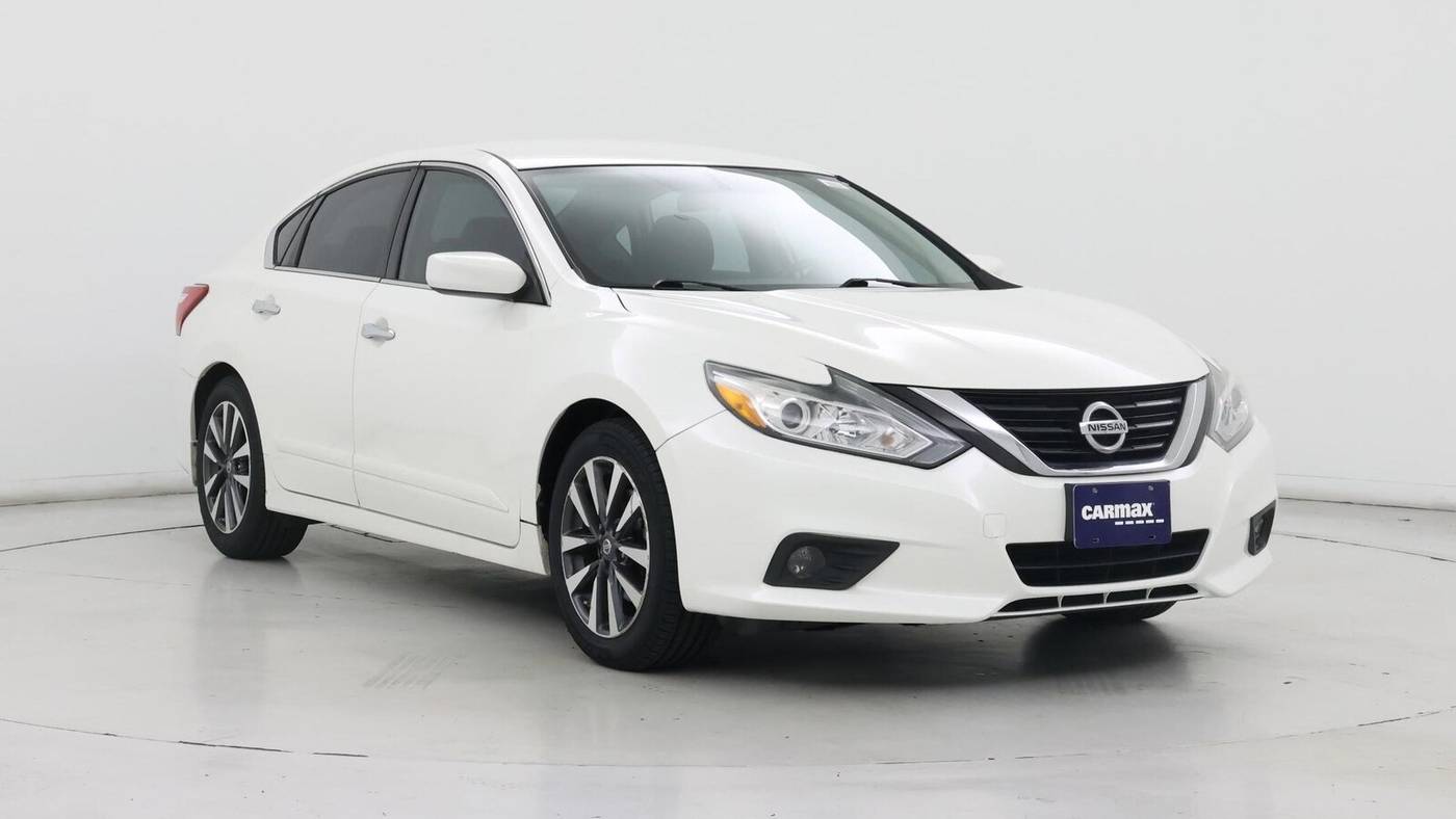 2017 Nissan Altima 2.5 SV — Sedan — 97,943 mi — Garland, TX