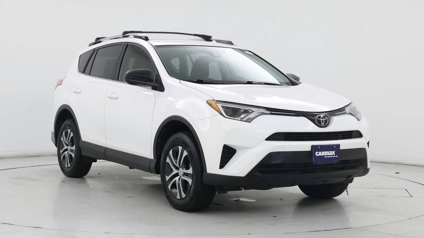 2018 Toyota RAV4 LE — SUV — 44,641 mi — Garland, TX