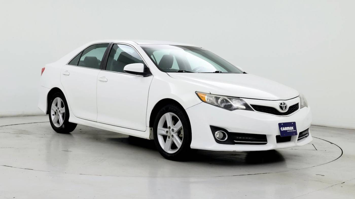 2014 Toyota Camry SE — Sedan — 83,437 mi — Garland, TX