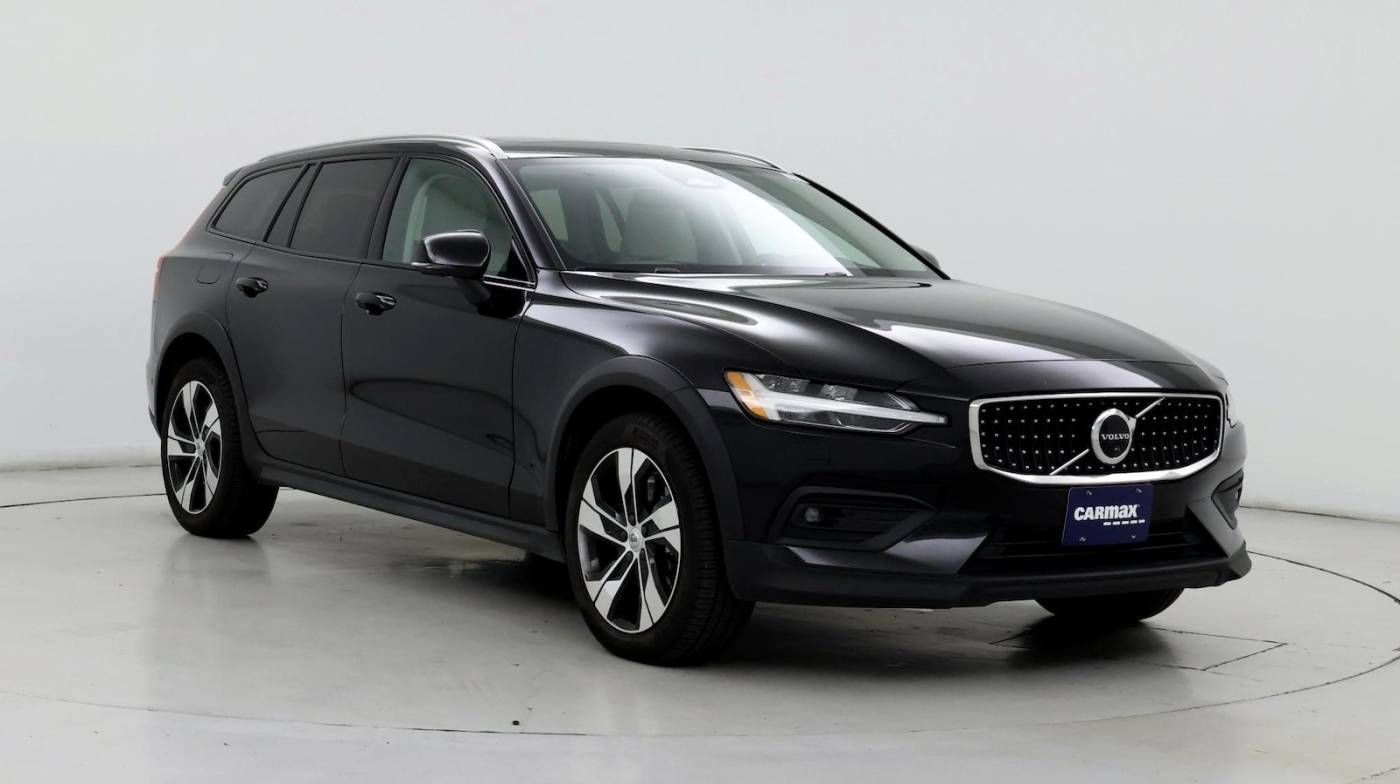2023 Volvo V60 Cross Country Plus — Wagon — 19,137 mi — Garland, TX