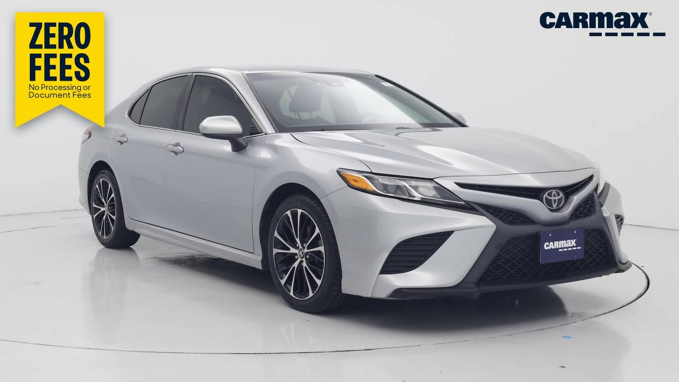 2018 Toyota Camry SE