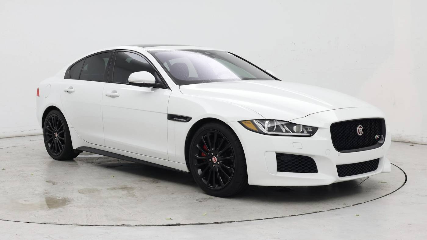 2019 Jaguar XE
