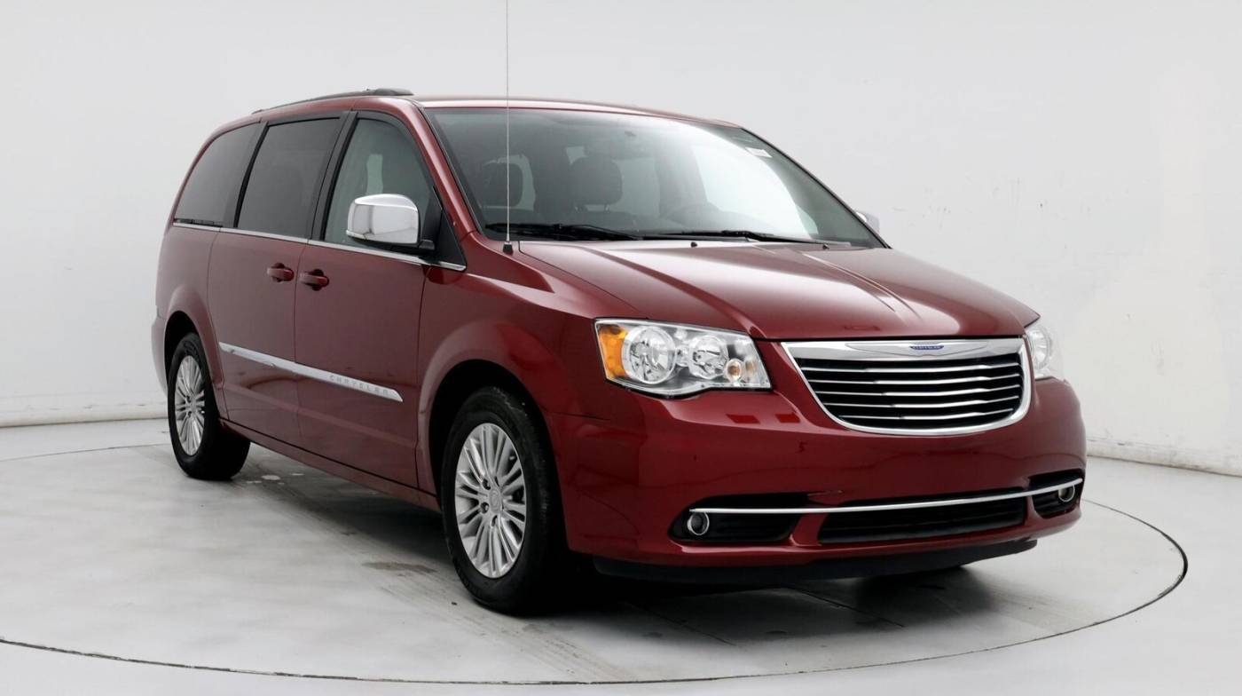2015 Chrysler Town & Country Touring-L — Minivan — 65,494 mi — Gastonia, NC