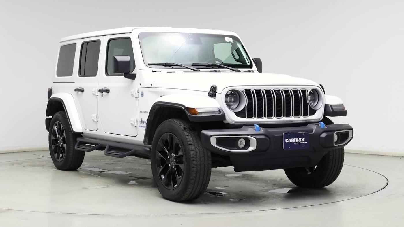2024 Jeep Wrangler Sahara