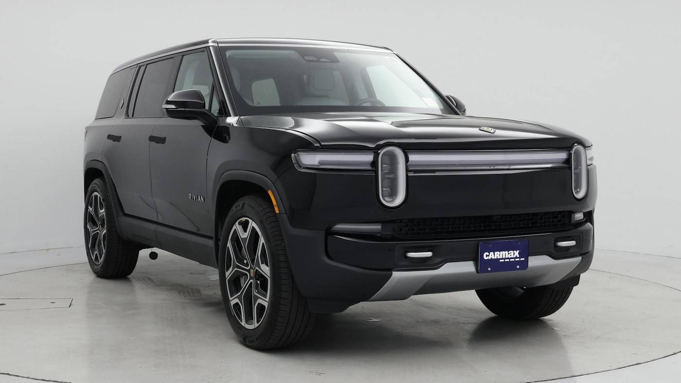 2025 Rivian R1S