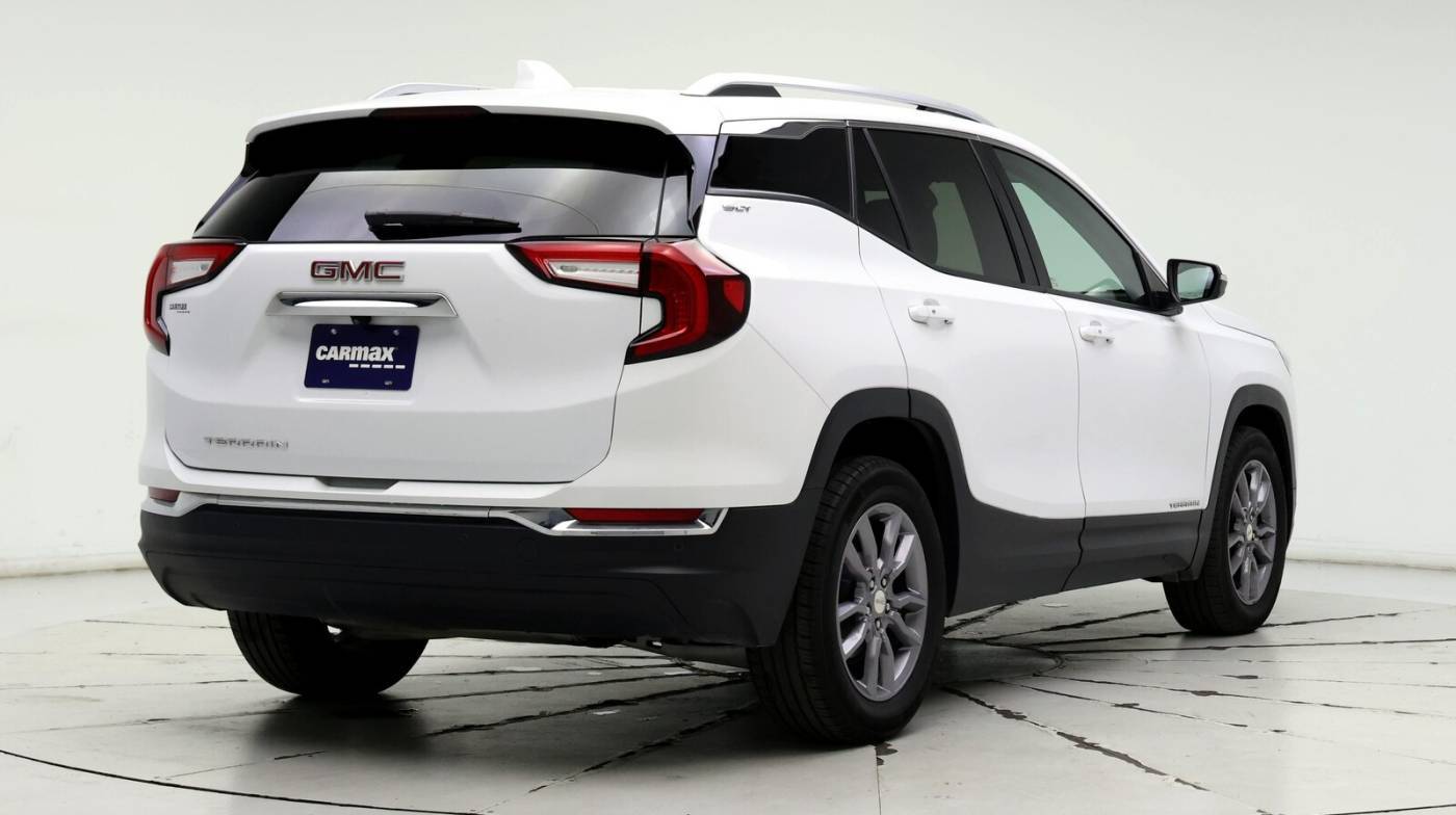 2023 GMC Terrain SLT — SUV — 35,916 mi — Glencoe, IL