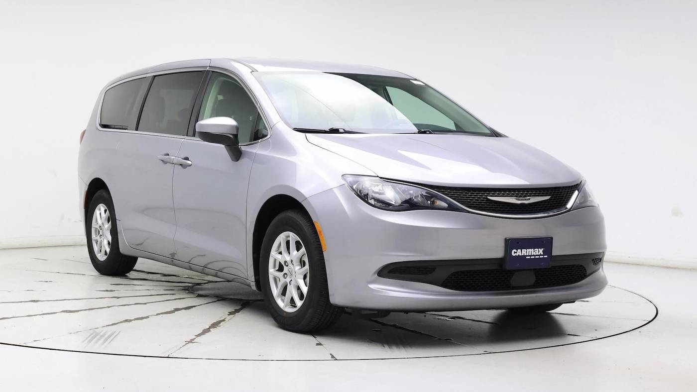 2021 Chrysler Voyager