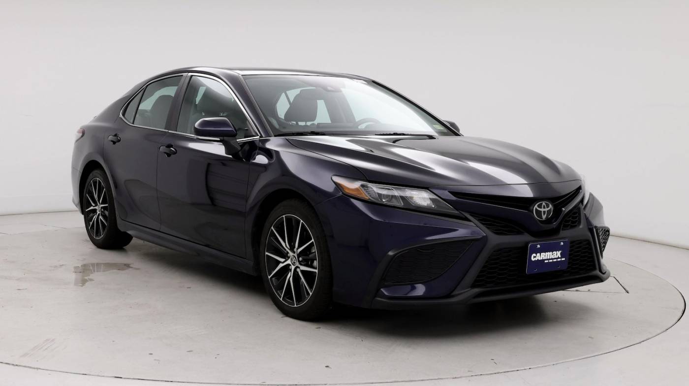2022 Toyota Camry SE — Sedan — 61,043 mi — Greensboro, NC