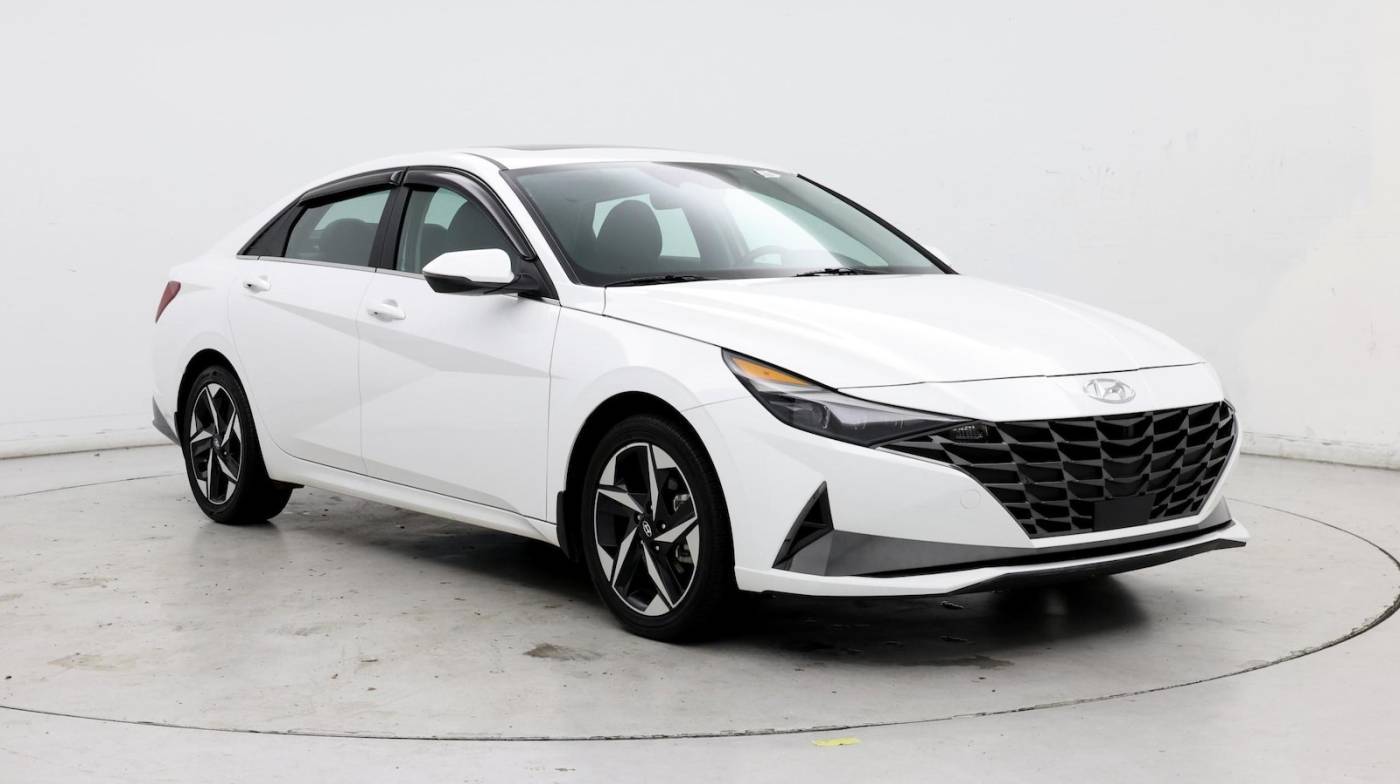 2023 Hyundai Elantra Hybrid Limited — Sedan — 13,180 mi — Greenville, SC