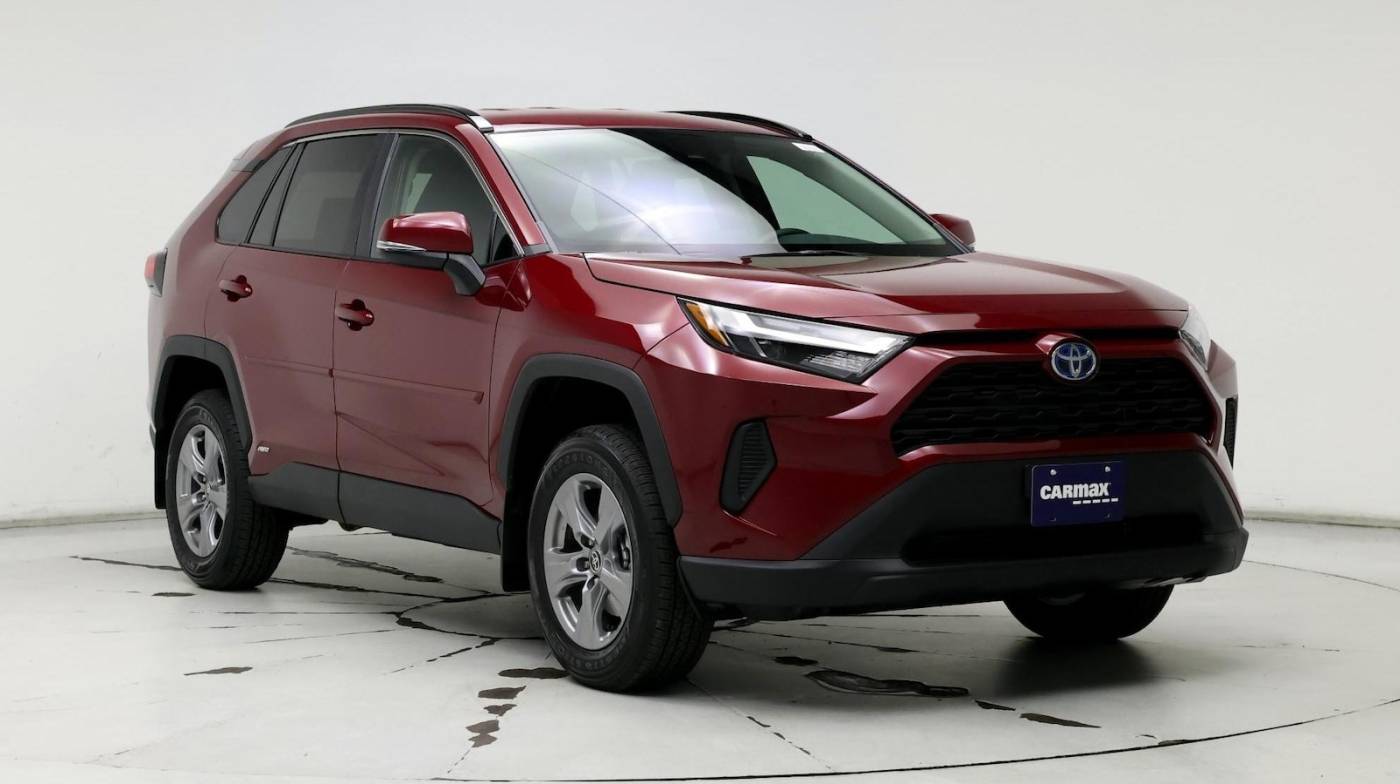 2024 Toyota RAV4 Hybrid XLE — SUV — 3,709 mi — Greenville, SC