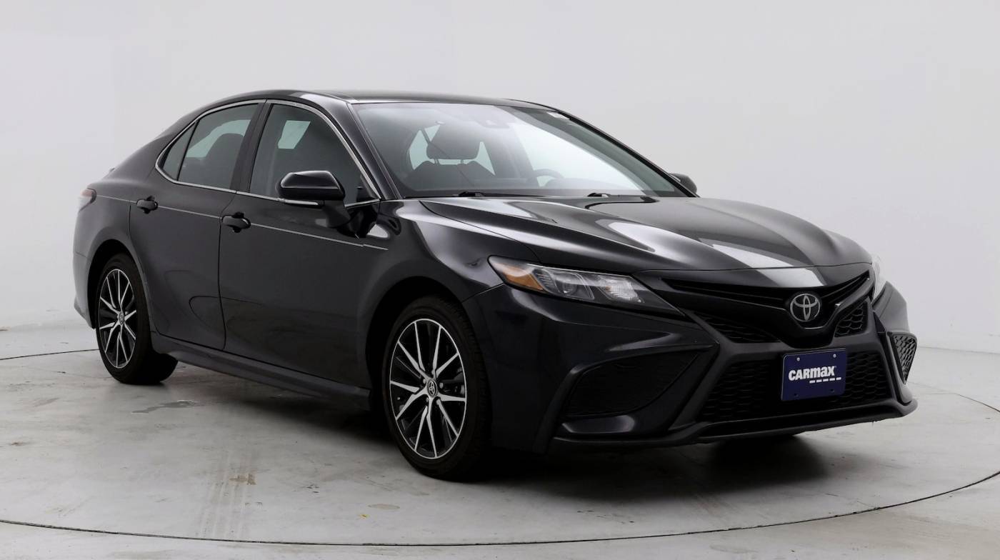 2023 Toyota Camry SE — Sedan — 5,897 mi — Greenville, SC