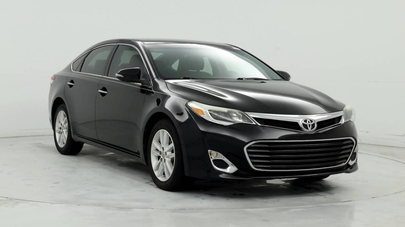 2015 Toyota Avalon XLE — Sedan — 118,445 mi — Greenville, SC