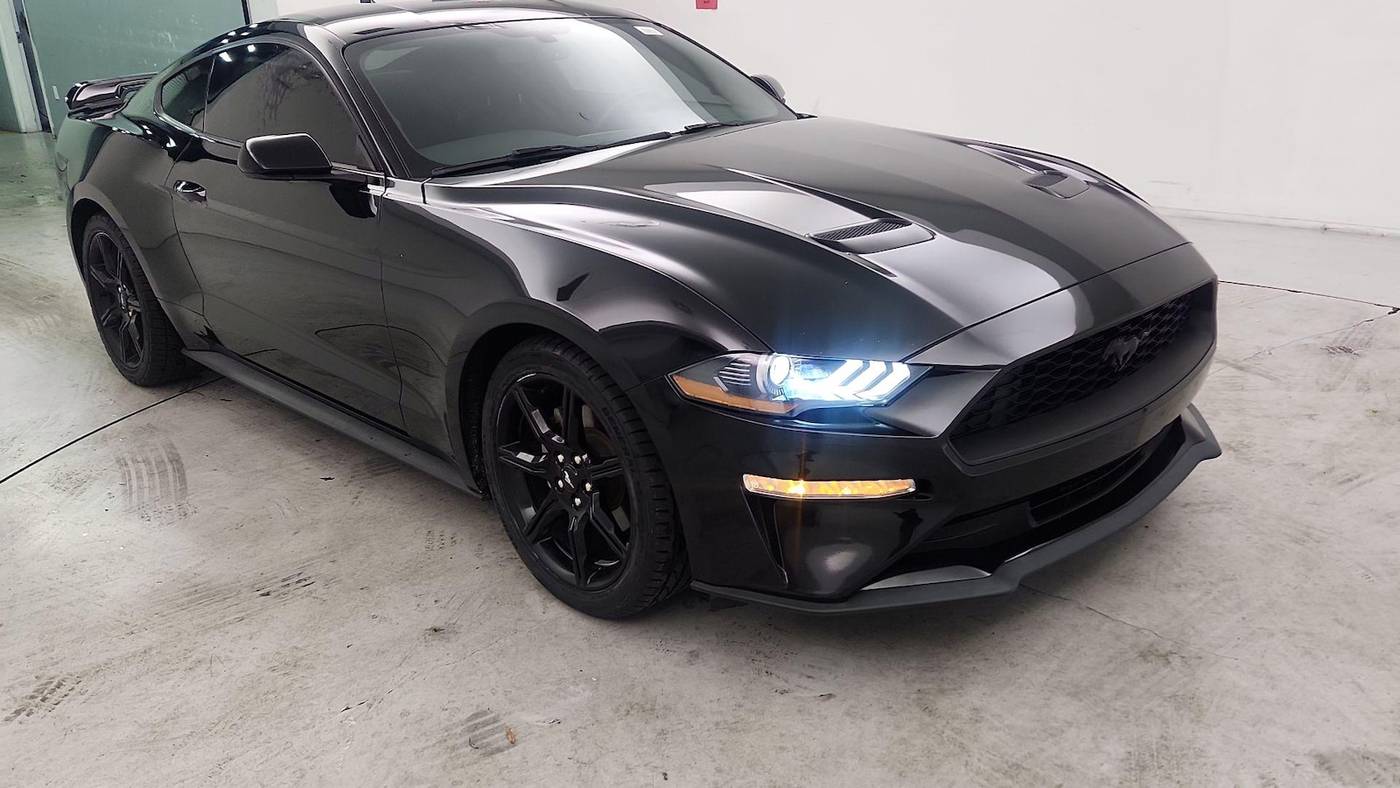 2020 Ford Mustang EcoBoost