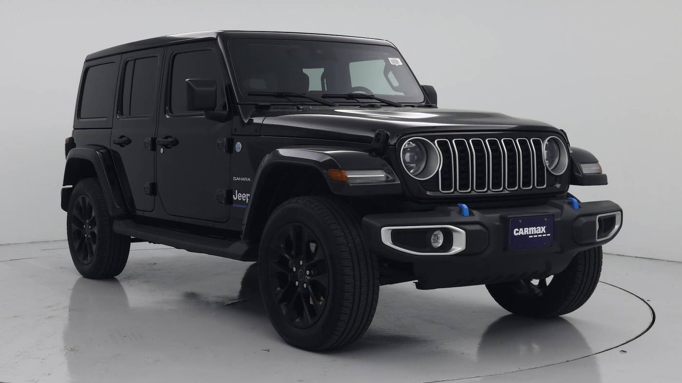2024 Jeep Wrangler Sahara