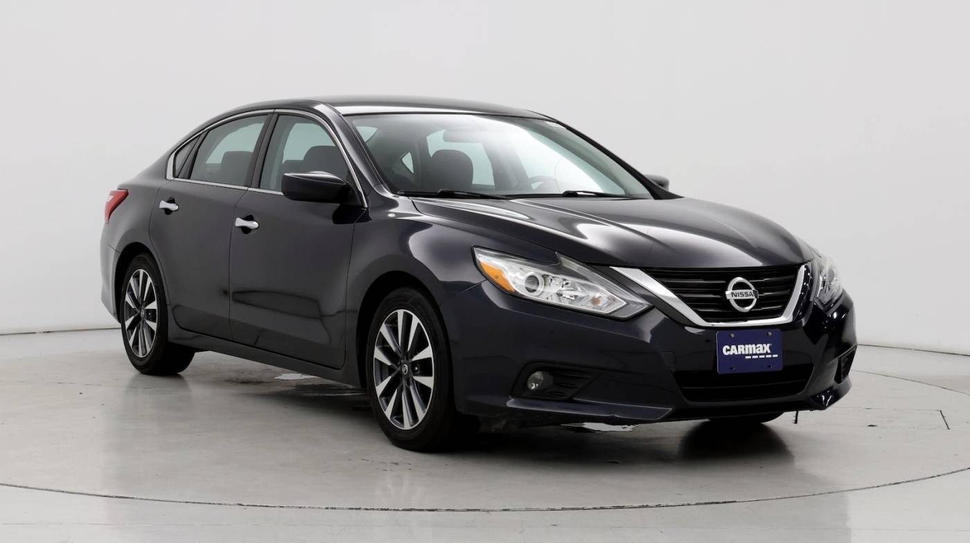 2016 Nissan Altima 2.5 SV — Sedan — 105,352 mi — Greenville, SC