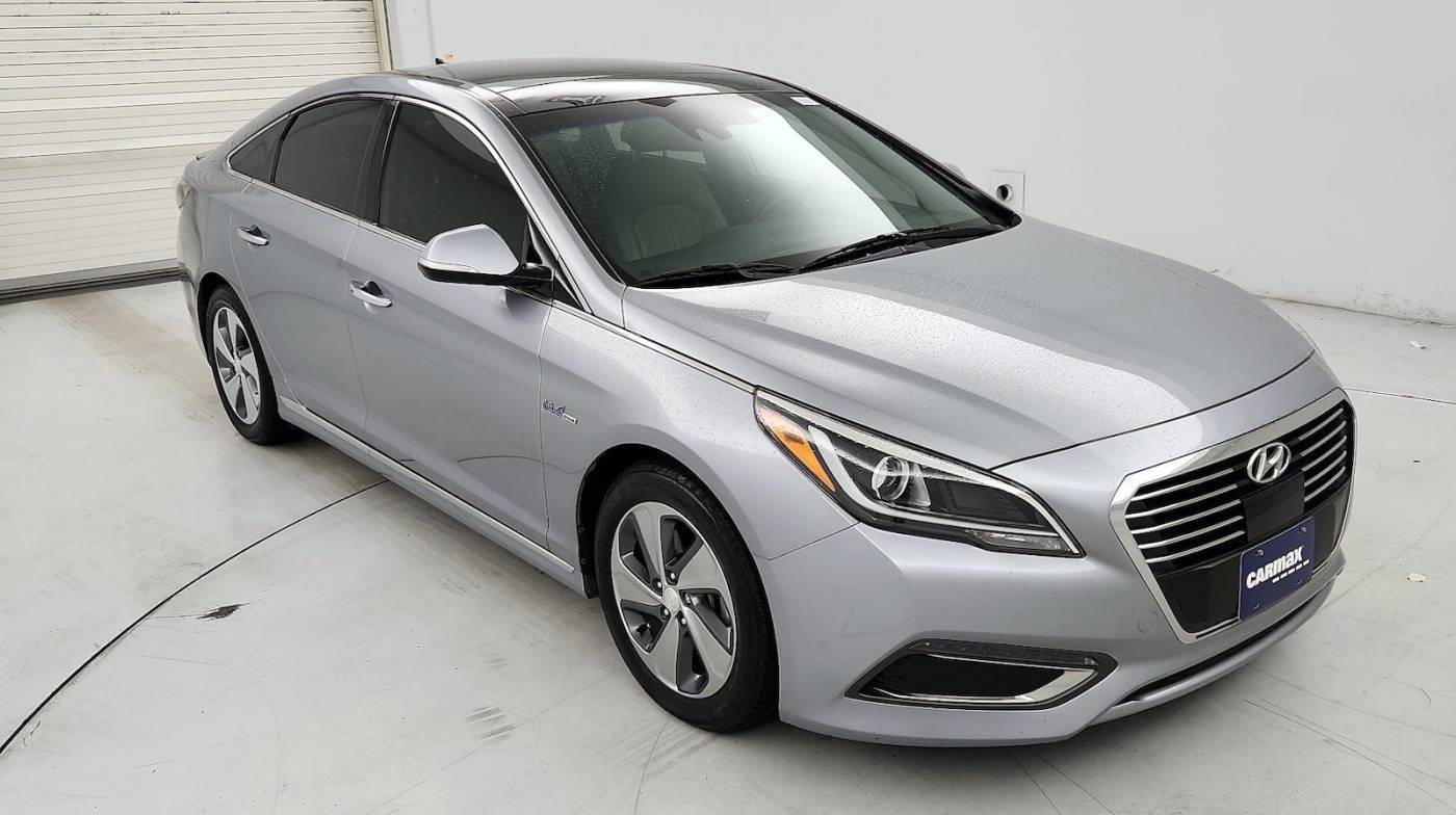 2017 Hyundai Sonata Hybrid Limited — Sedan — 100,526 mi — Houston, TX