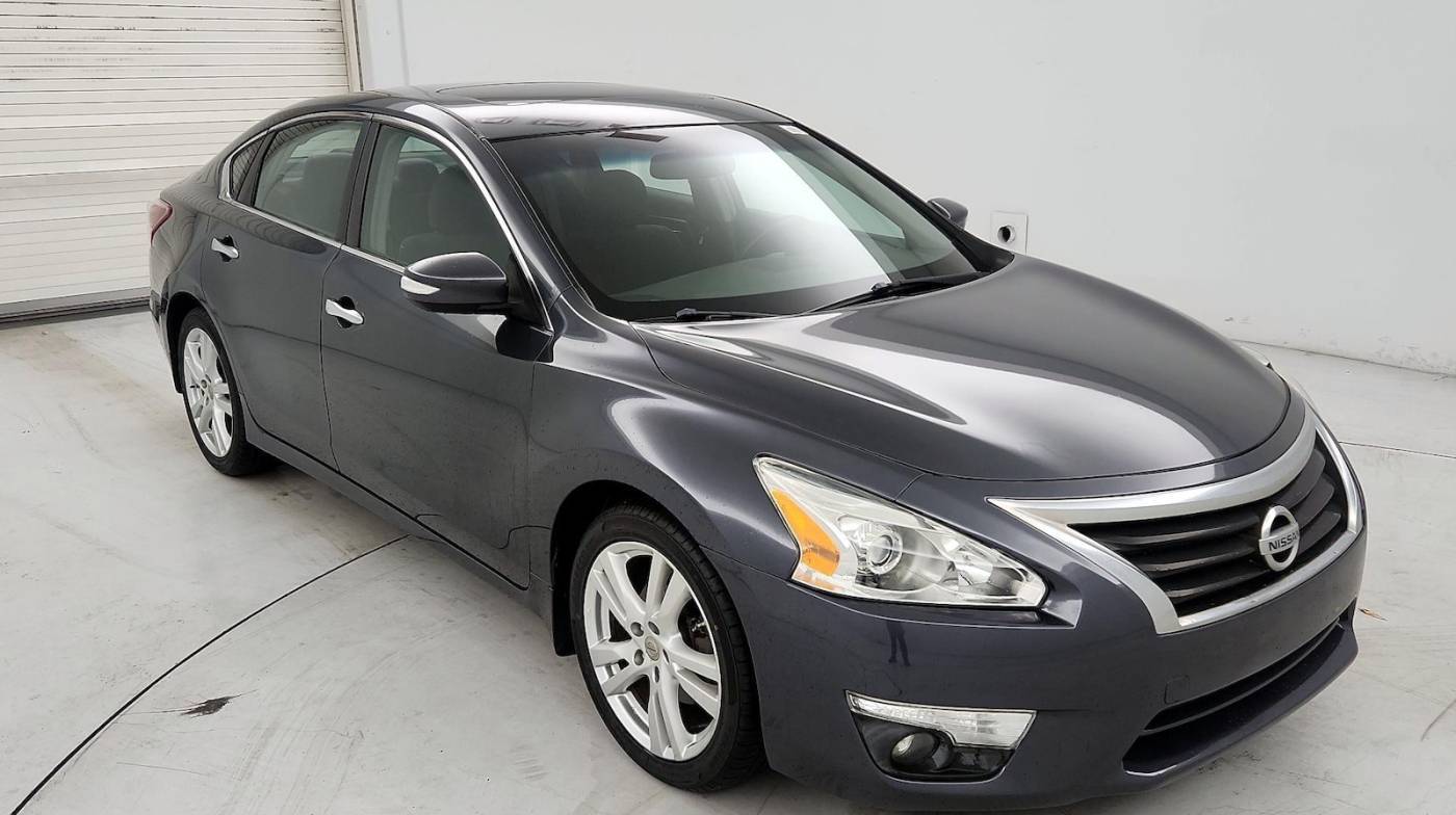 2013 Nissan Altima 3.5 SV — Sedan — 103,252 mi — Houston, TX