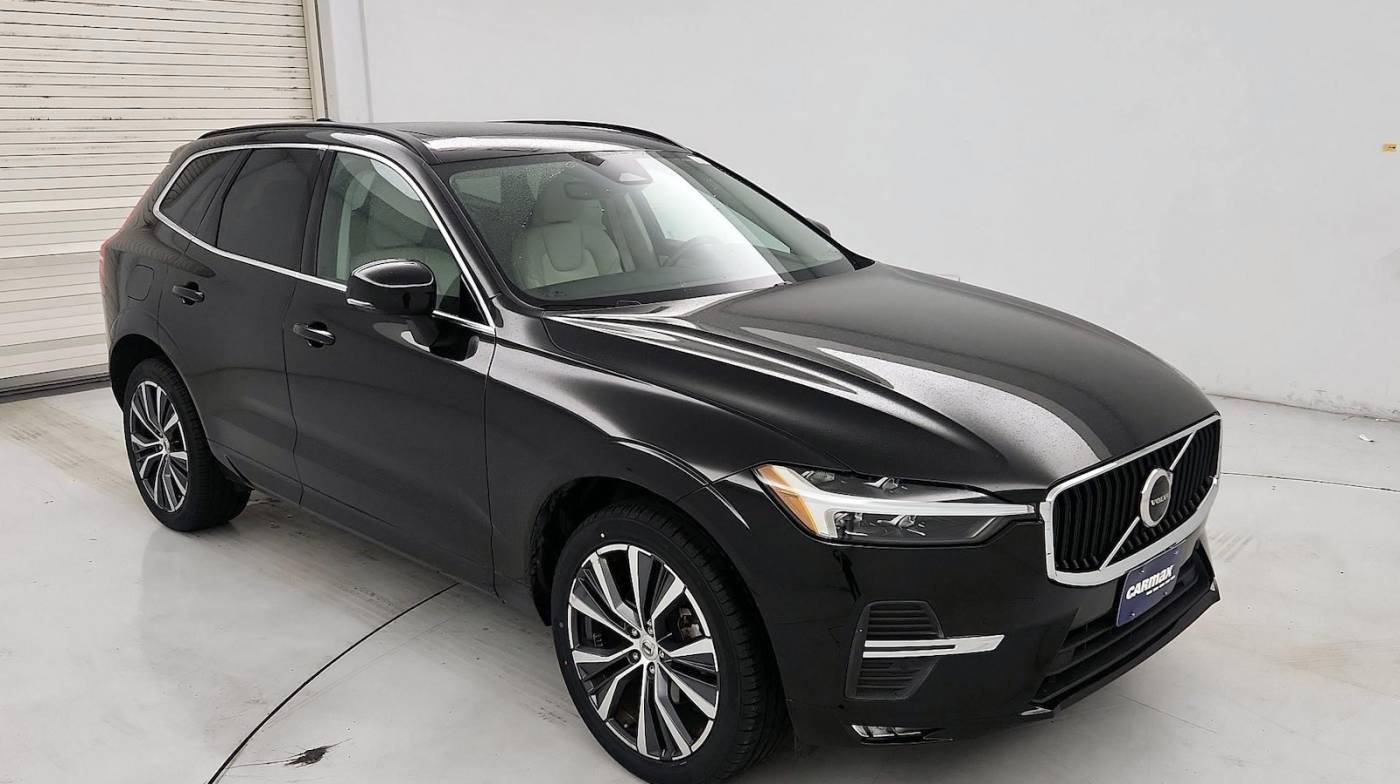 2022 Volvo XC60 Momentum — SUV — 24,321 mi — Houston, TX